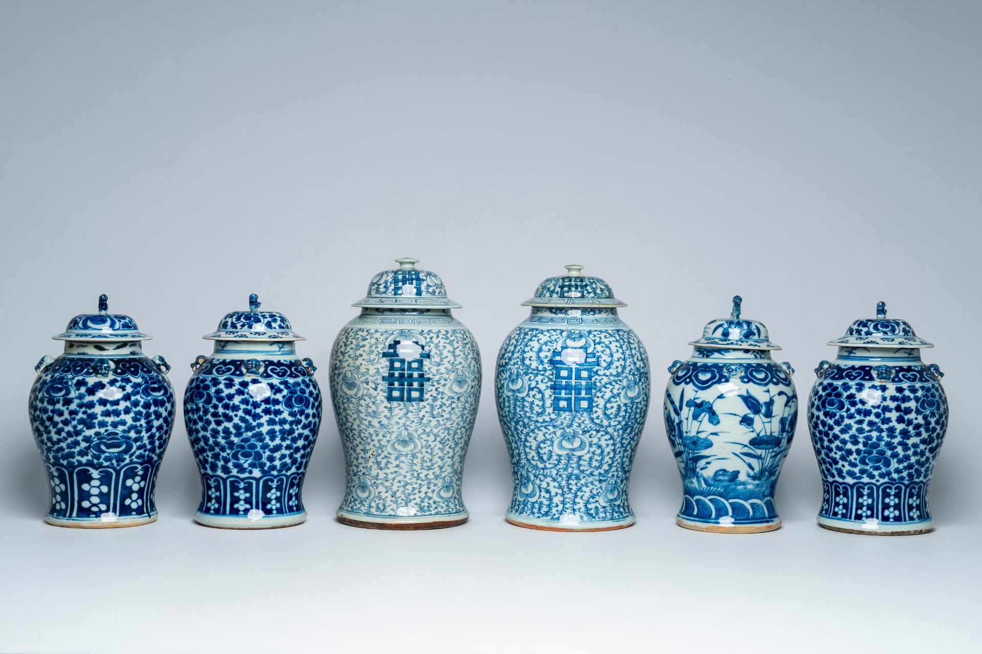 Six Chinese blue and white vases and covers with 'double happiness' and floral design, 19th/20th C. - Image 5 of 9