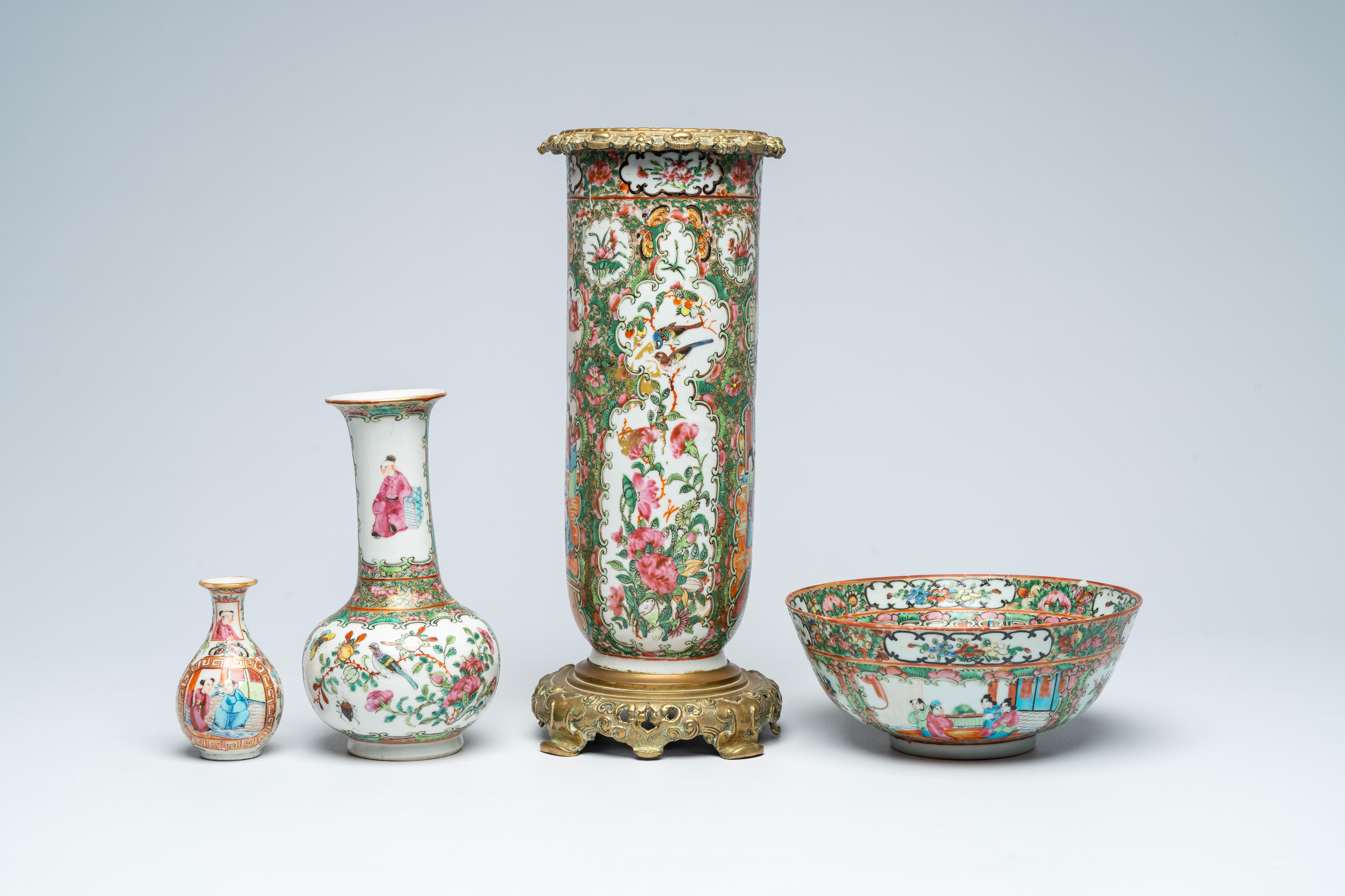 A varied collection of Chinese Canton famille rose porcelain, 19th/20th C. - Bild 4 aus 13