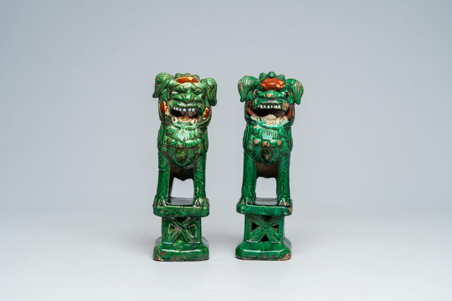 Two Chinese green-glazed earthenware temple lions, 18th/19th C - Image 4 of 8