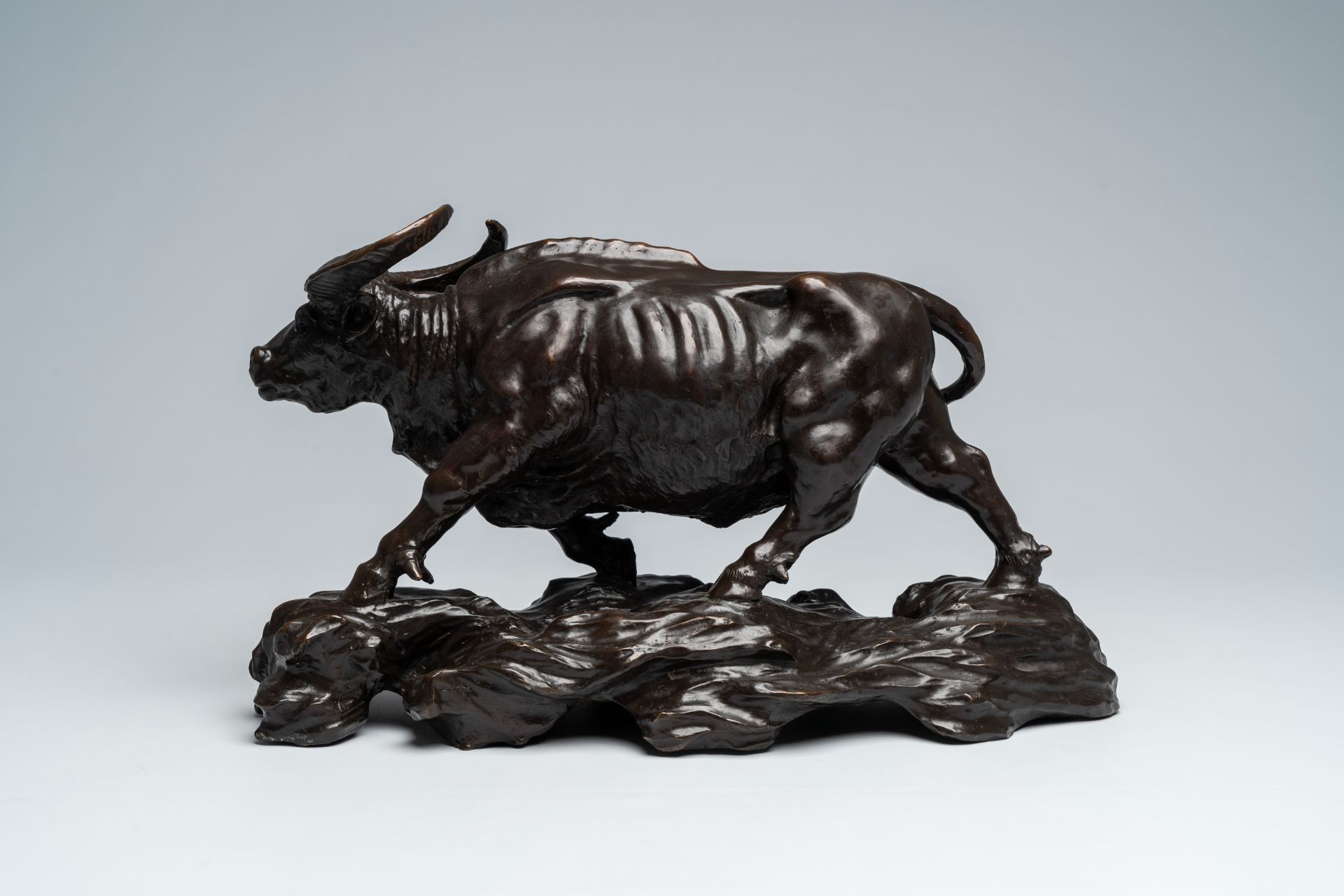 Illegibly signed (20th C.): Water buffalo, brown patinated bronze - Image 4 of 8