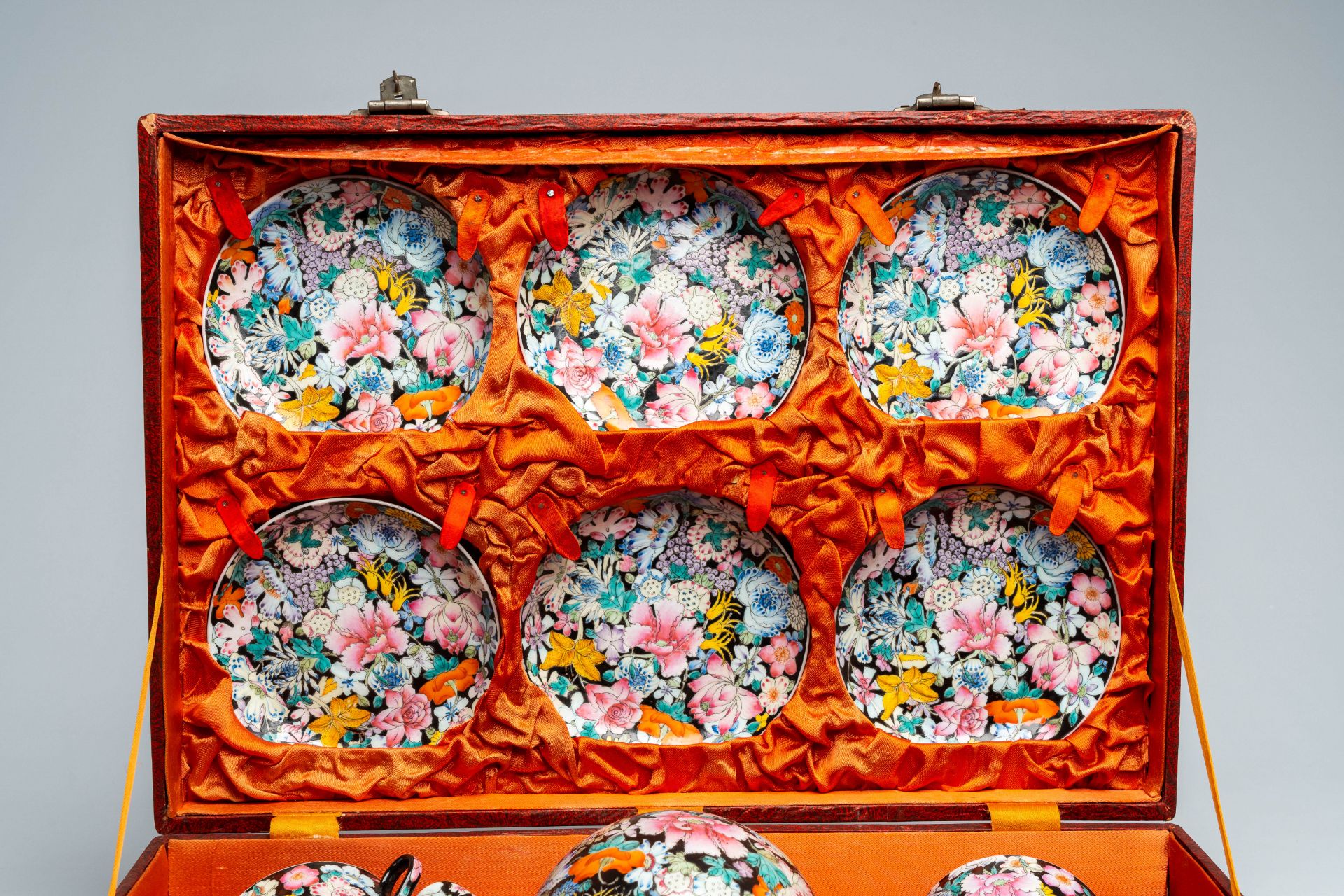 A Chinese fifteen-piece famille rose 'millefleurs' tea set with matching case, Guangxu mark, 20th C. - Image 2 of 20