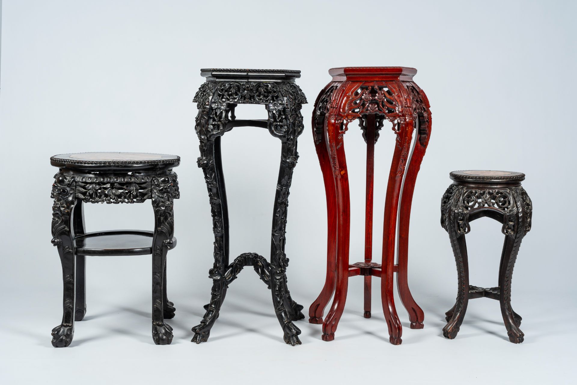Four Chinese open worked carved wood stands with marble top, 19th/20th C. - Image 3 of 7