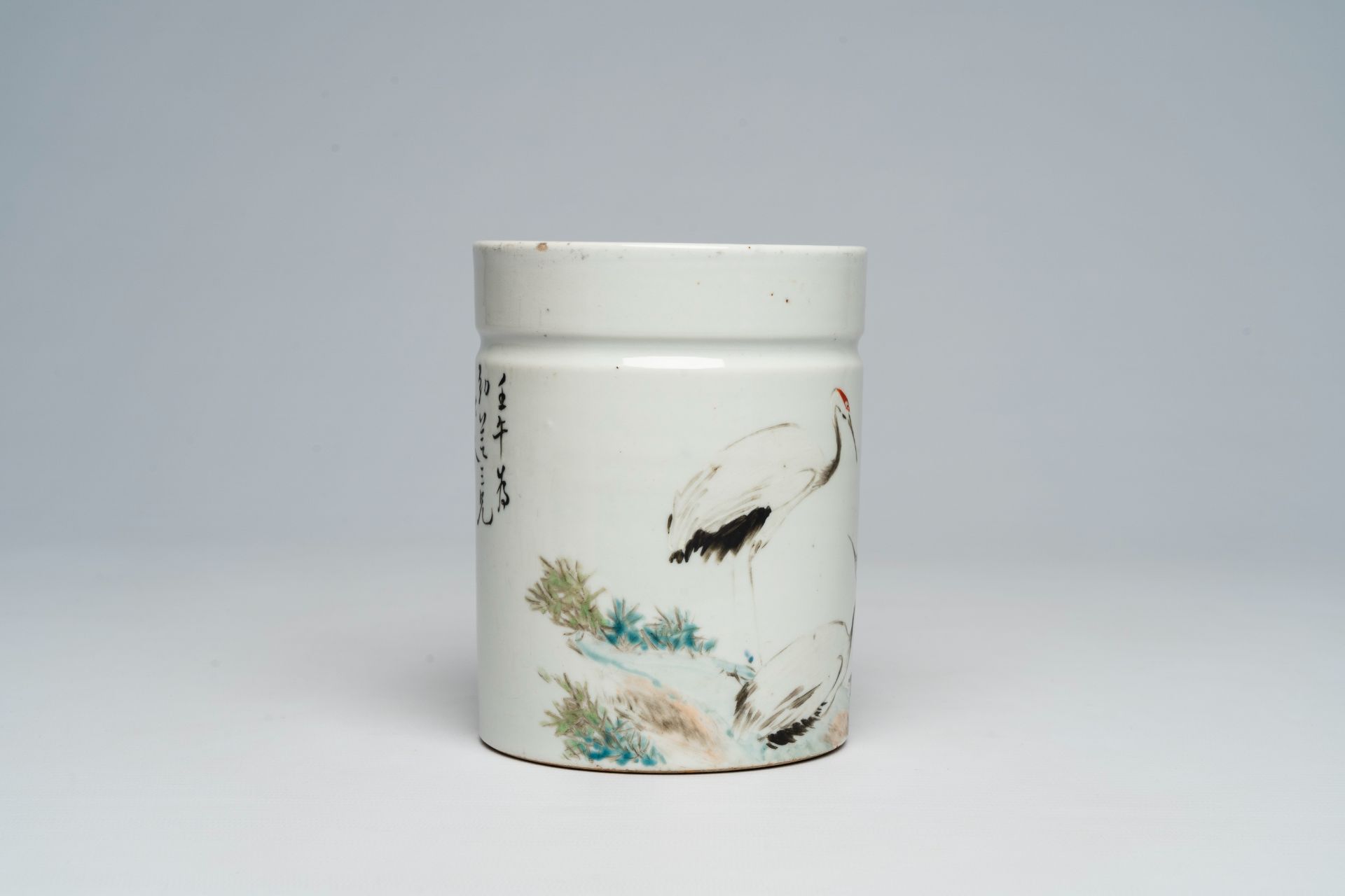 A Chinese qianjiang cai 'cranes' brush pot, 20th C. - Image 5 of 7