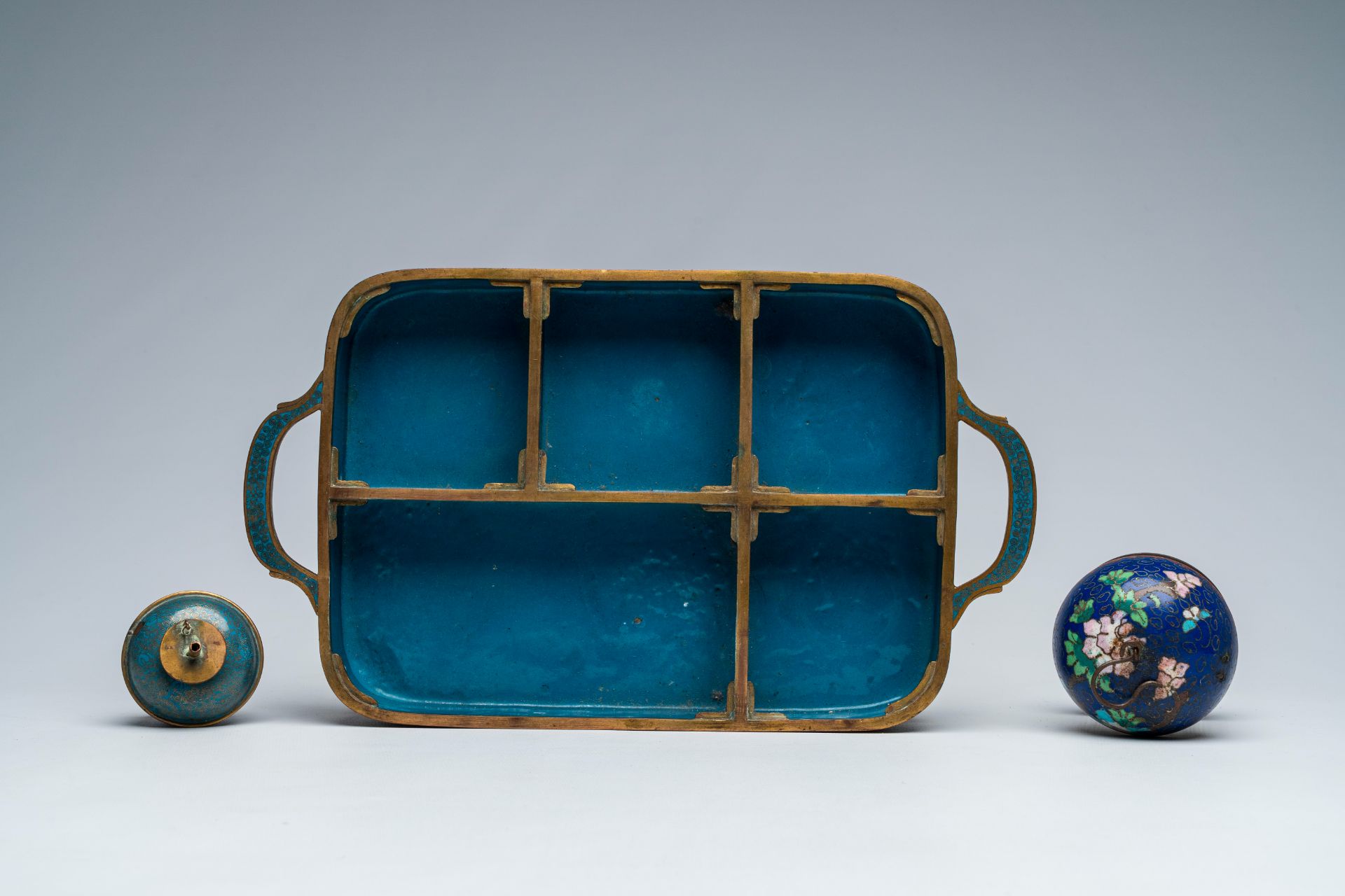 A Chinese blue and white strainer, a collection of cloisonne and a necklace of inside painted glass - Image 10 of 13