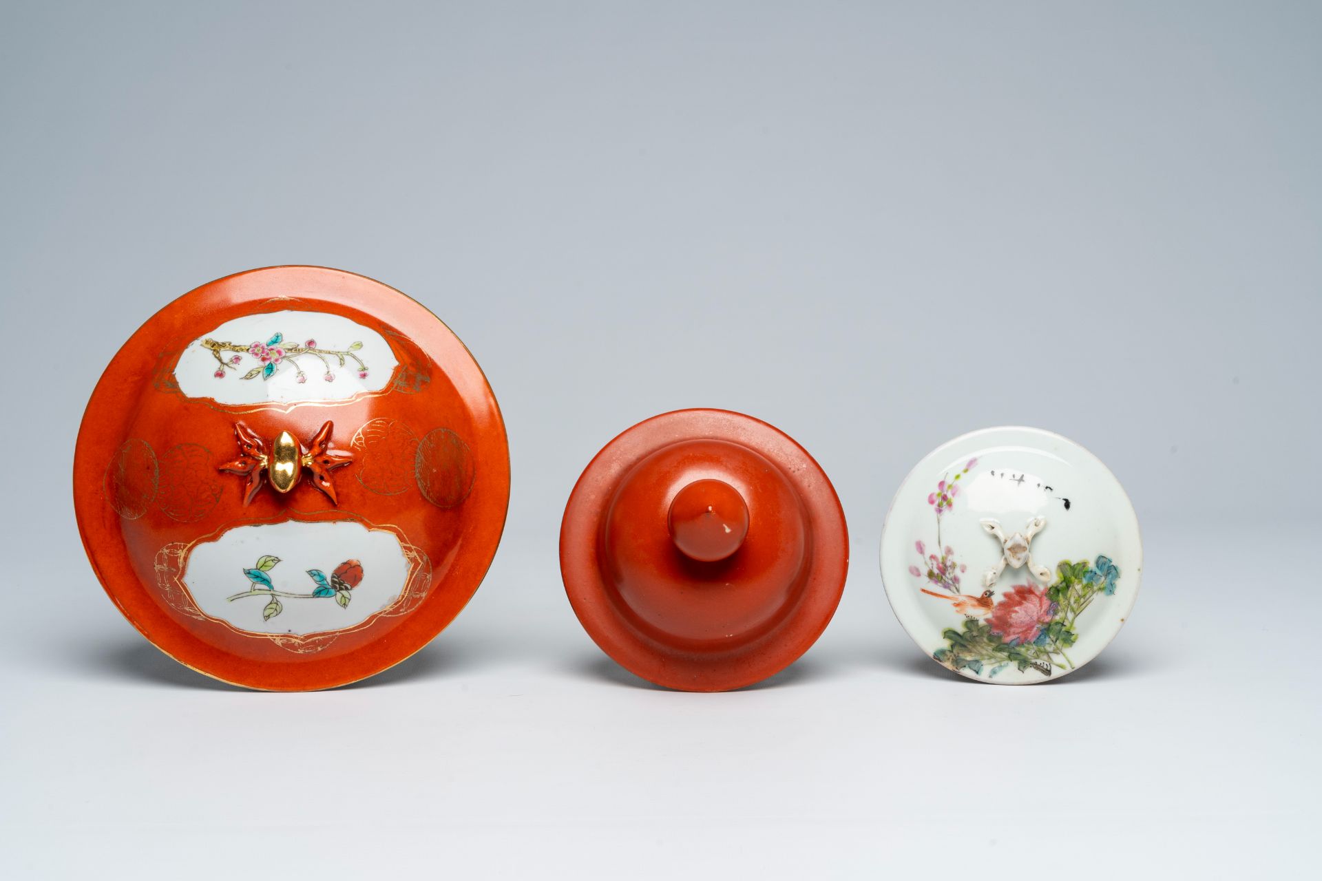 A varied collection of Chinese polychrome porcelain comprising two jars and covers and three vases, - Image 8 of 9