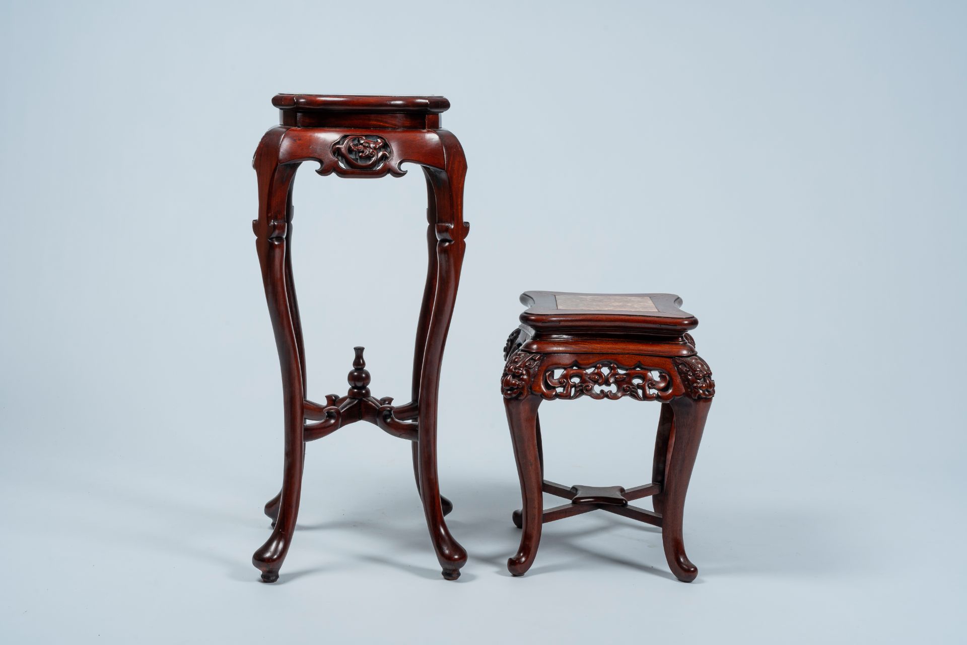 Two Chinese open worked carved wood stands with marble and dreamstone top, 20th C. - Image 4 of 7