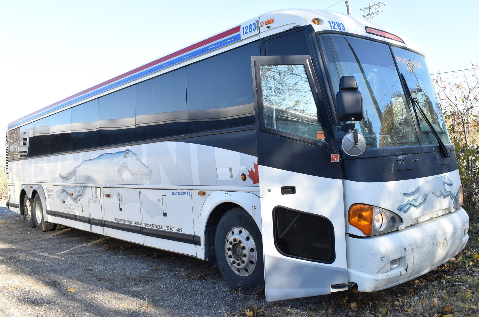 MOTOR COACH INDUSTRIES (2007) D4505 MOTOR COACH WITH DETROIT DIESEL SERIES 60 12.7L DIESEL ENGINE,