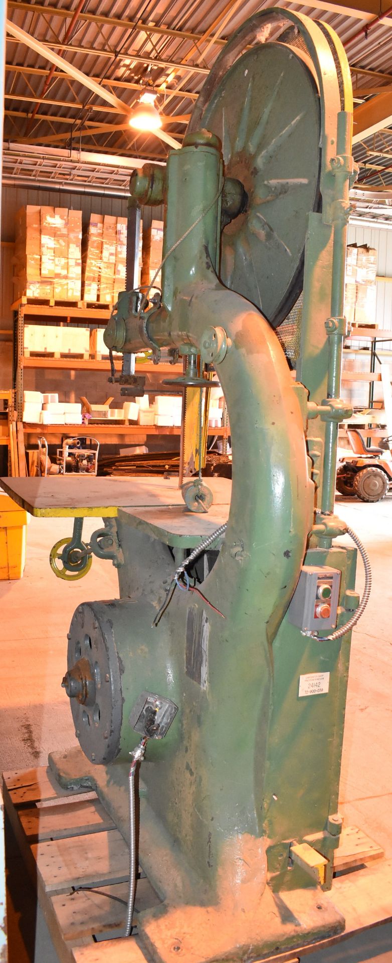 PRESTON NO. 951 VERTICAL BAND SAW WITH 37.5" X 29" TABLE, 36" THROAT, 17" WORK PIECE HEIGHT, 3 HP, - Image 3 of 5