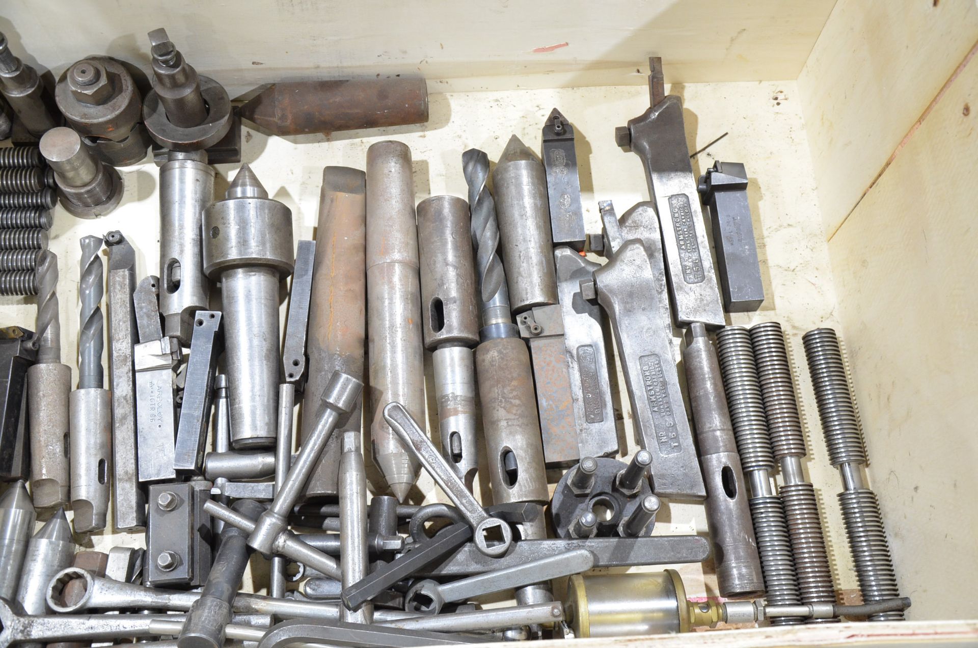 LOT/ HEAVY DUTY LATHE TOOLING & ACCESSORIES [RIGGING FEE FOR LOT #34 - $TBD USD PLUS APPLICABLE - Image 3 of 3