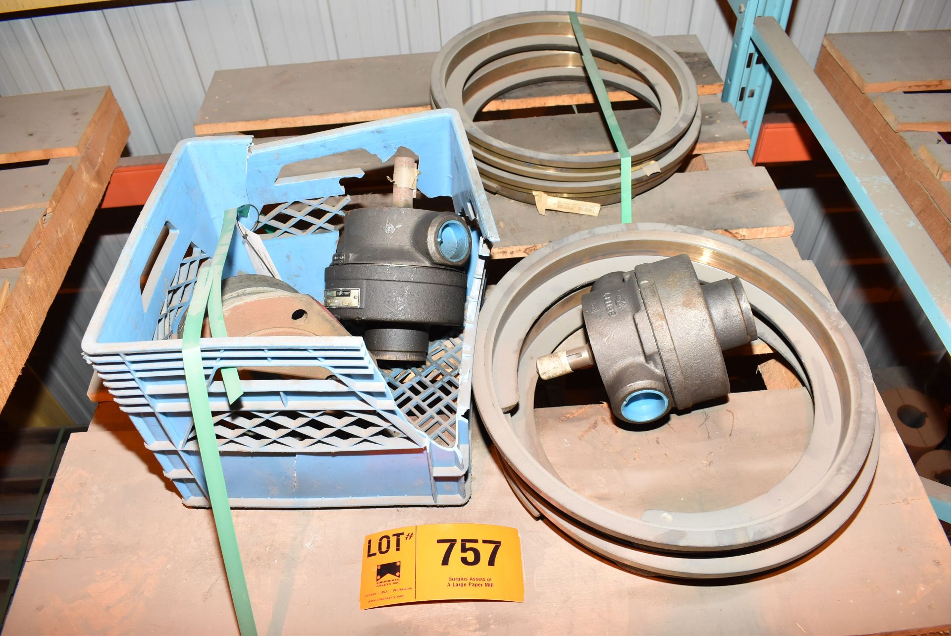 LOT/ DOUBLE-A GEROTOR HYDRAULIC PUMPS, GOULDS WATER PUMP IMPELLER CASING WEAR RINGS [RIGGING FEE FOR
