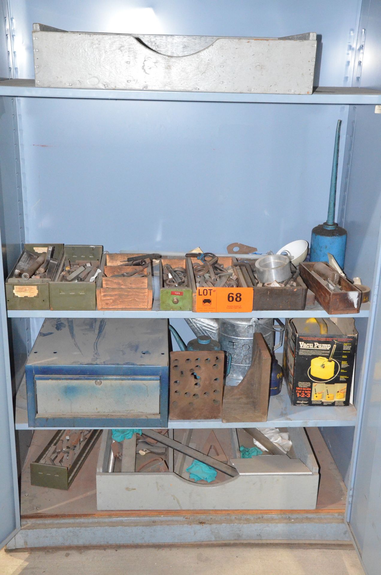 LOT/ CONTENTS OF CABINET - INCLUDING CUTTERS, TOOLING, ANGLE PLATES [RIGGING FEE FOR LOT #68 - $