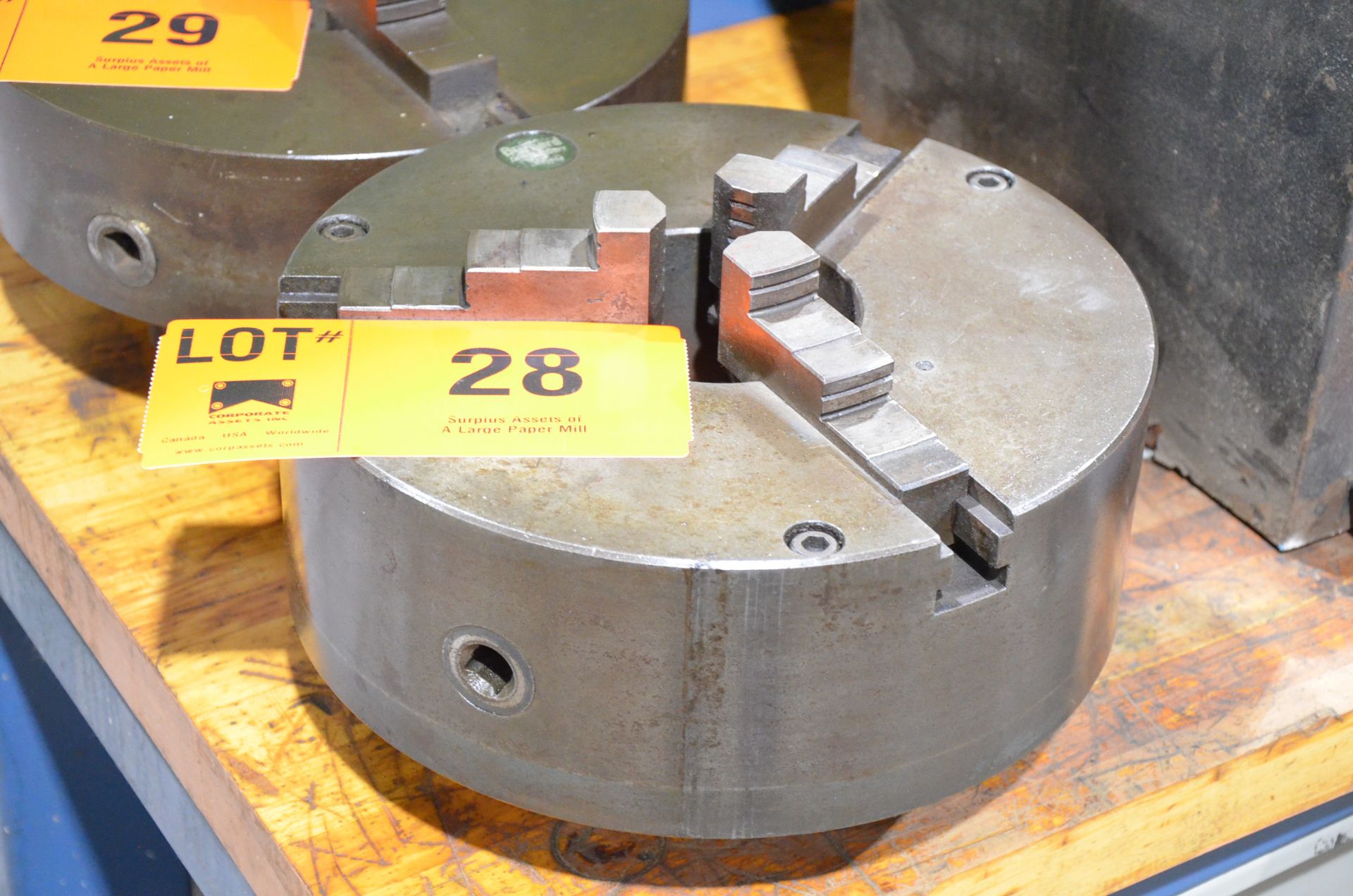 12" 3-JAW CHUCK [RIGGING FEE FOR LOT #28 - $TBD USD PLUS APPLICABLE TAXES]