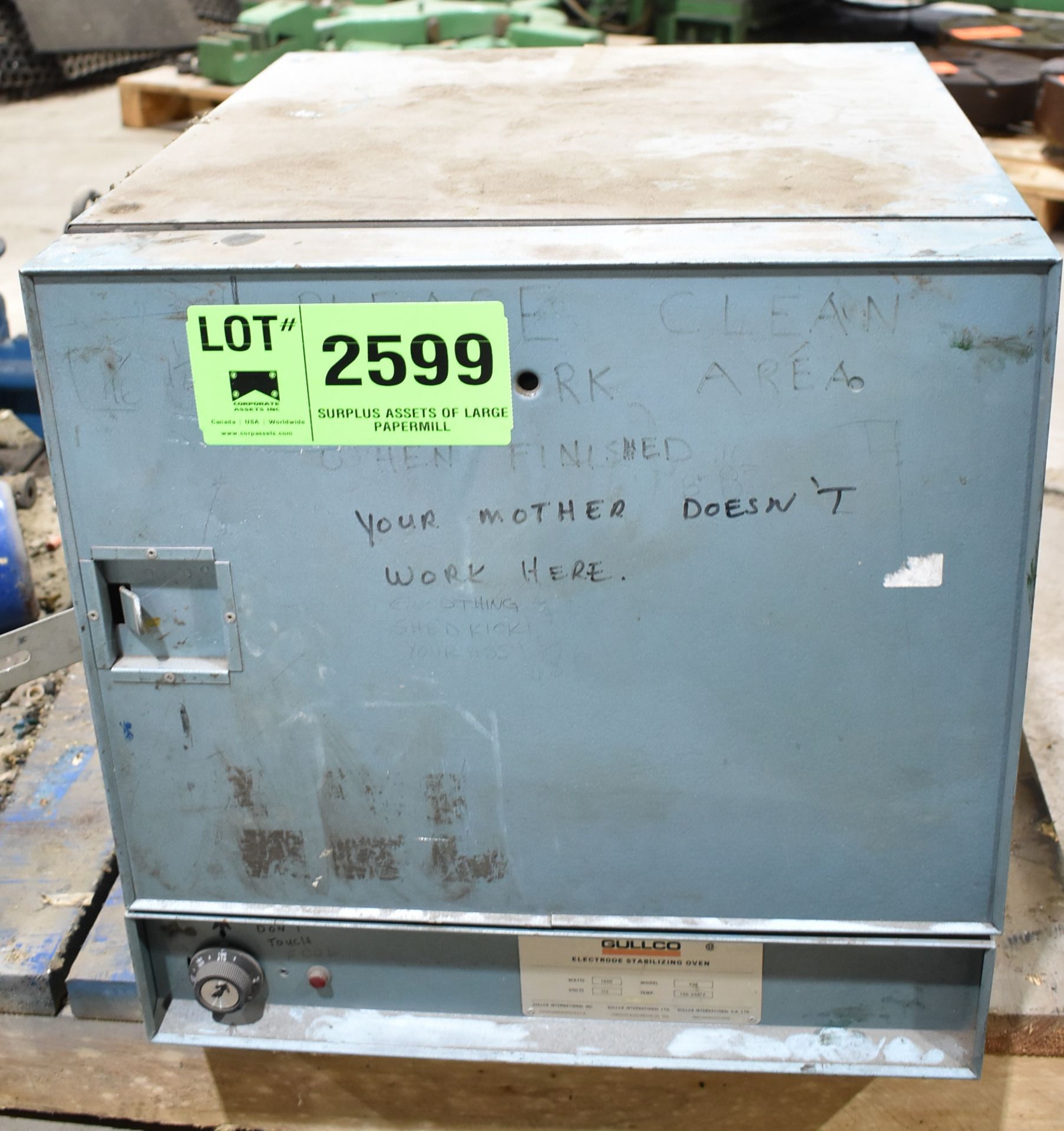 GULLCO MODEL 350 ELECTRODE STABILIZING OVEN WITH 550 DEG. F. MAX. TEMPERATURE, S/N: N/A [RIGGING FEE