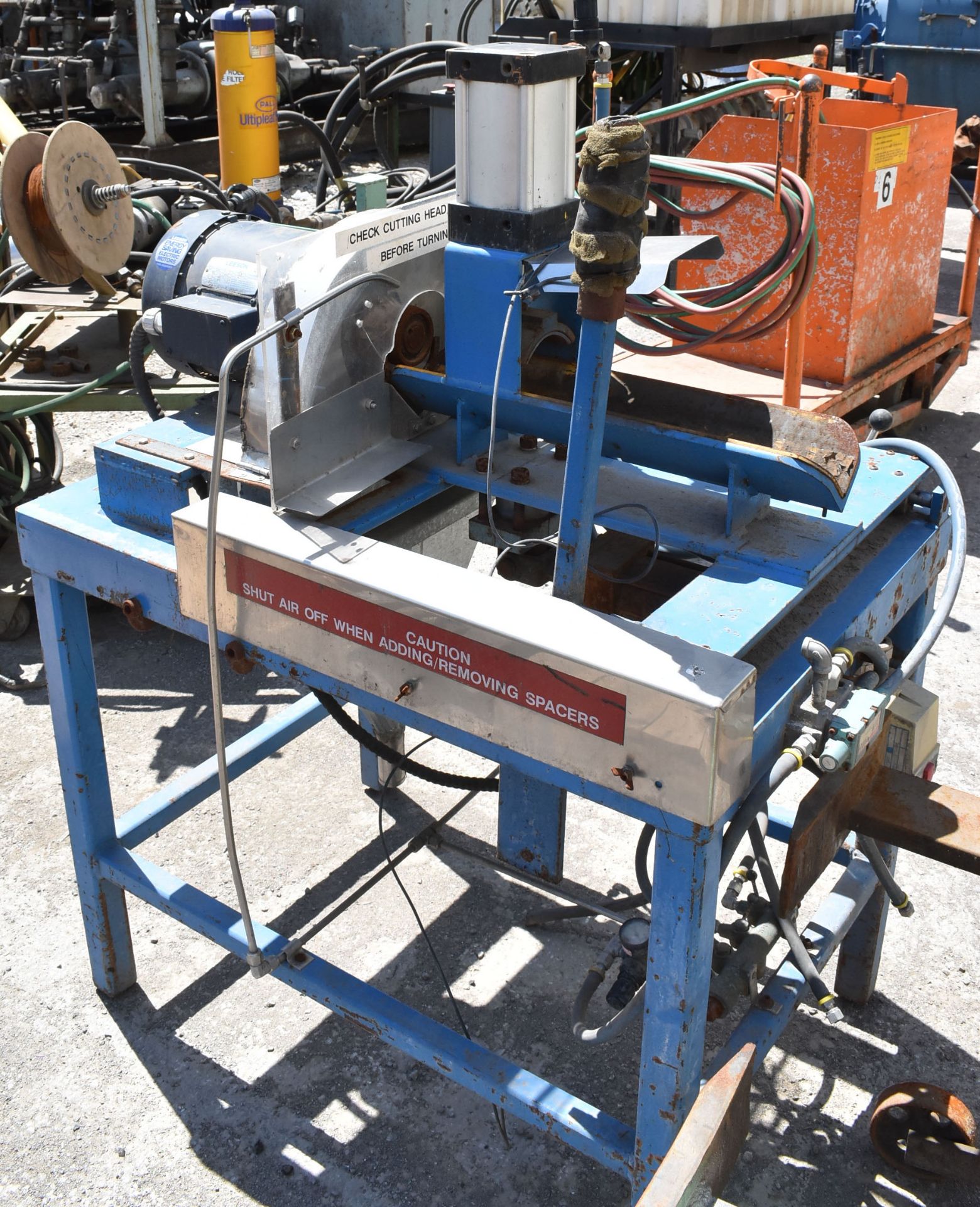 CUSTOM PIPE/CONDUIT CUTTING MACHINE WITH 5 HP MOTOR, S/N: N/A (CI) [RIGGING FEE FOR LOT #2380 - $ - Image 2 of 5