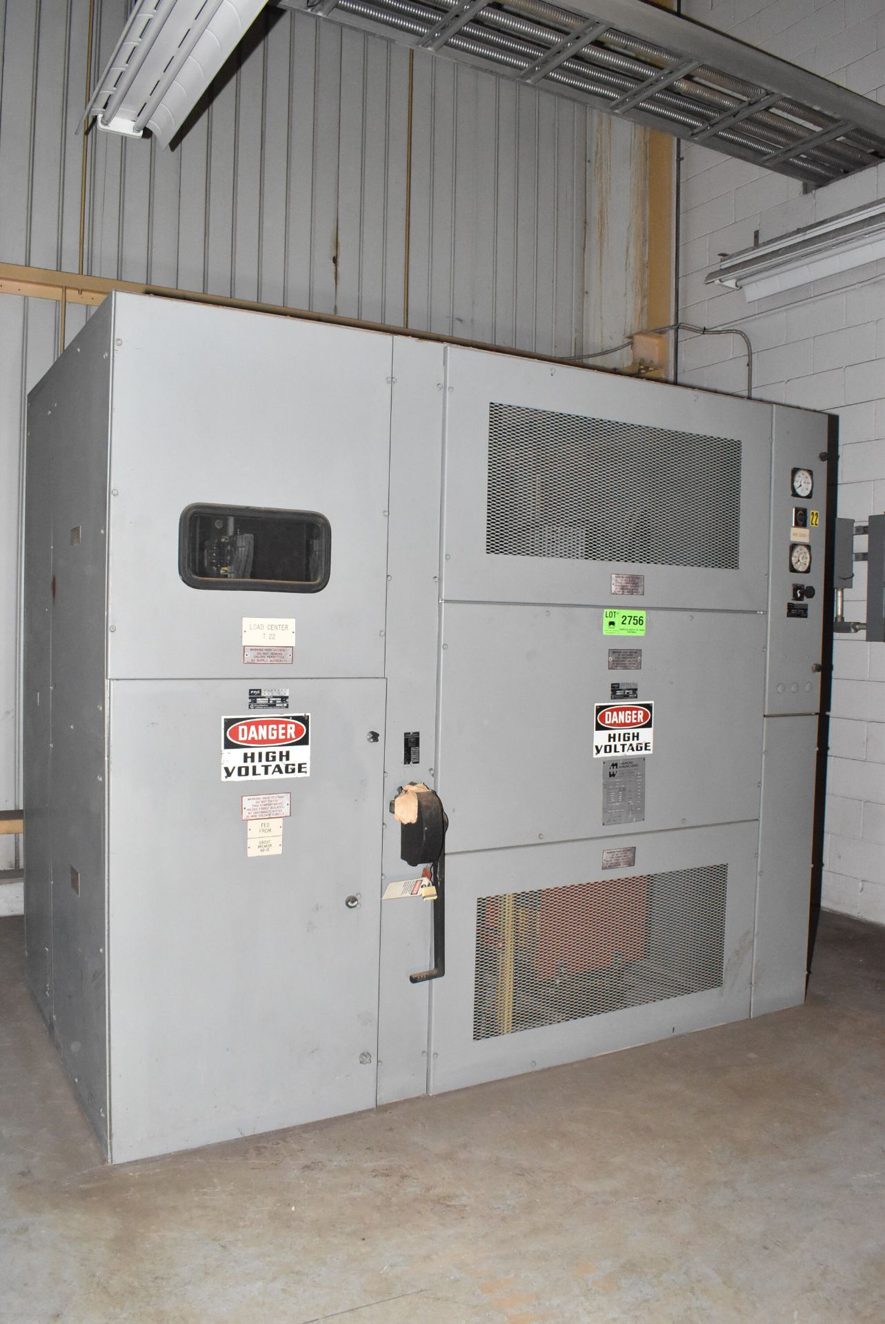 FEDERAL PACIFIC SWITCHGEAR WITH 13,800V & HAMMOND 450 KVA TRANSFORMER WITH 13,800HV/480-277LV/3PH/