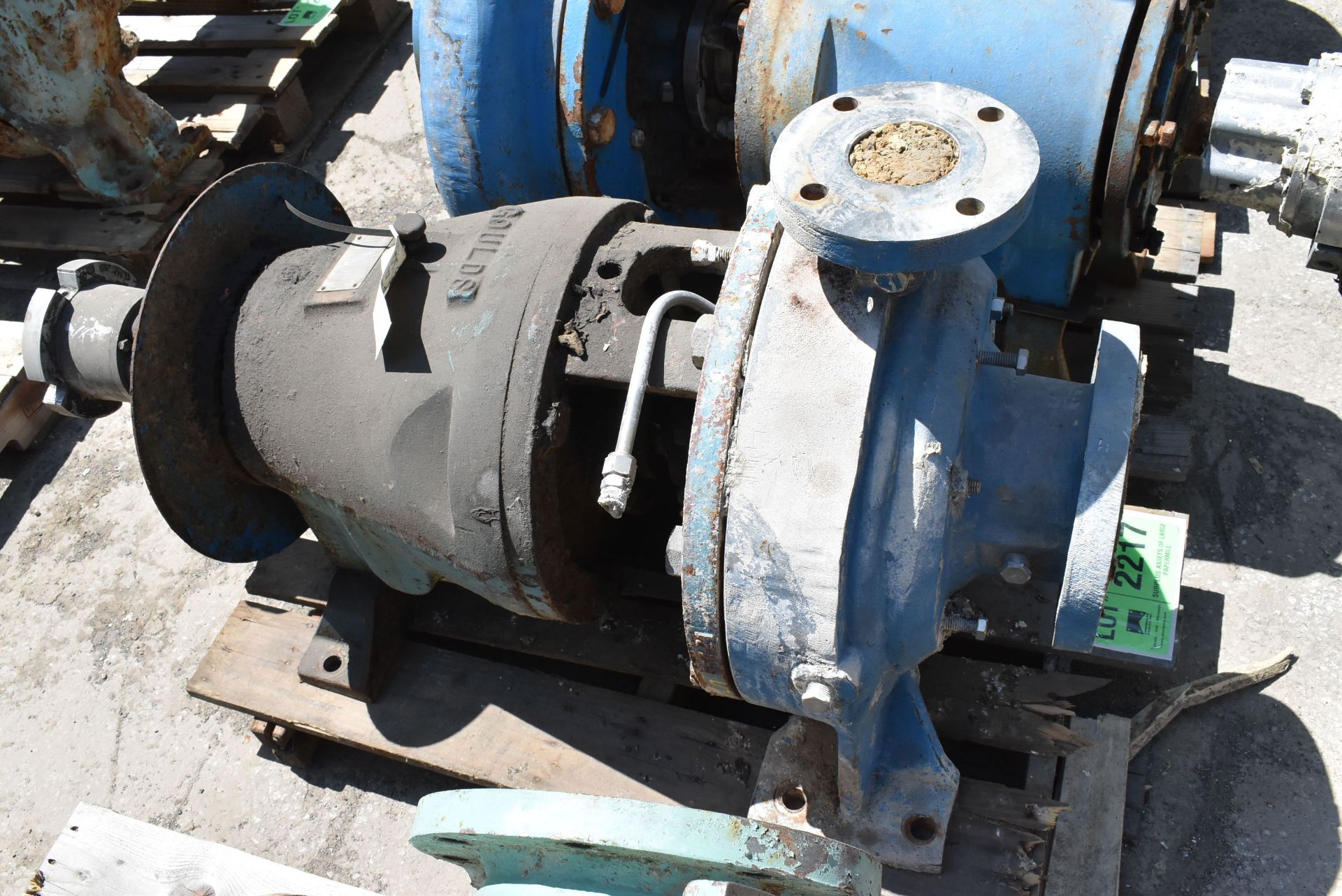 LOT/ (2) GOULDS STAINLESS STEEL CENTRIFUGAL PUMPS WITH GOULDS BACK PULL OUT ASSEMBLIES [RIGGING - Image 2 of 5