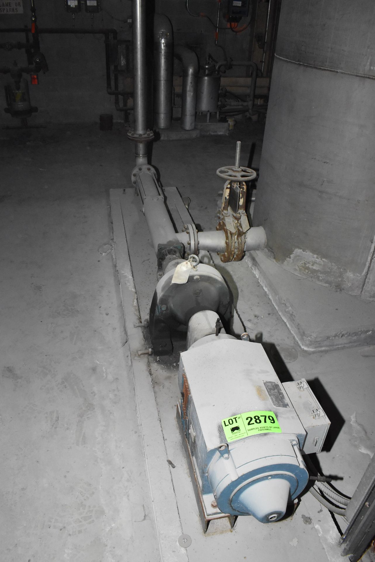 NETZSCH NE 70A PUMP WITH 15 HP MOTOR (CI) [RIGGING FEE FOR LOT #2879 - $100 USD PLUS APPLICABLE