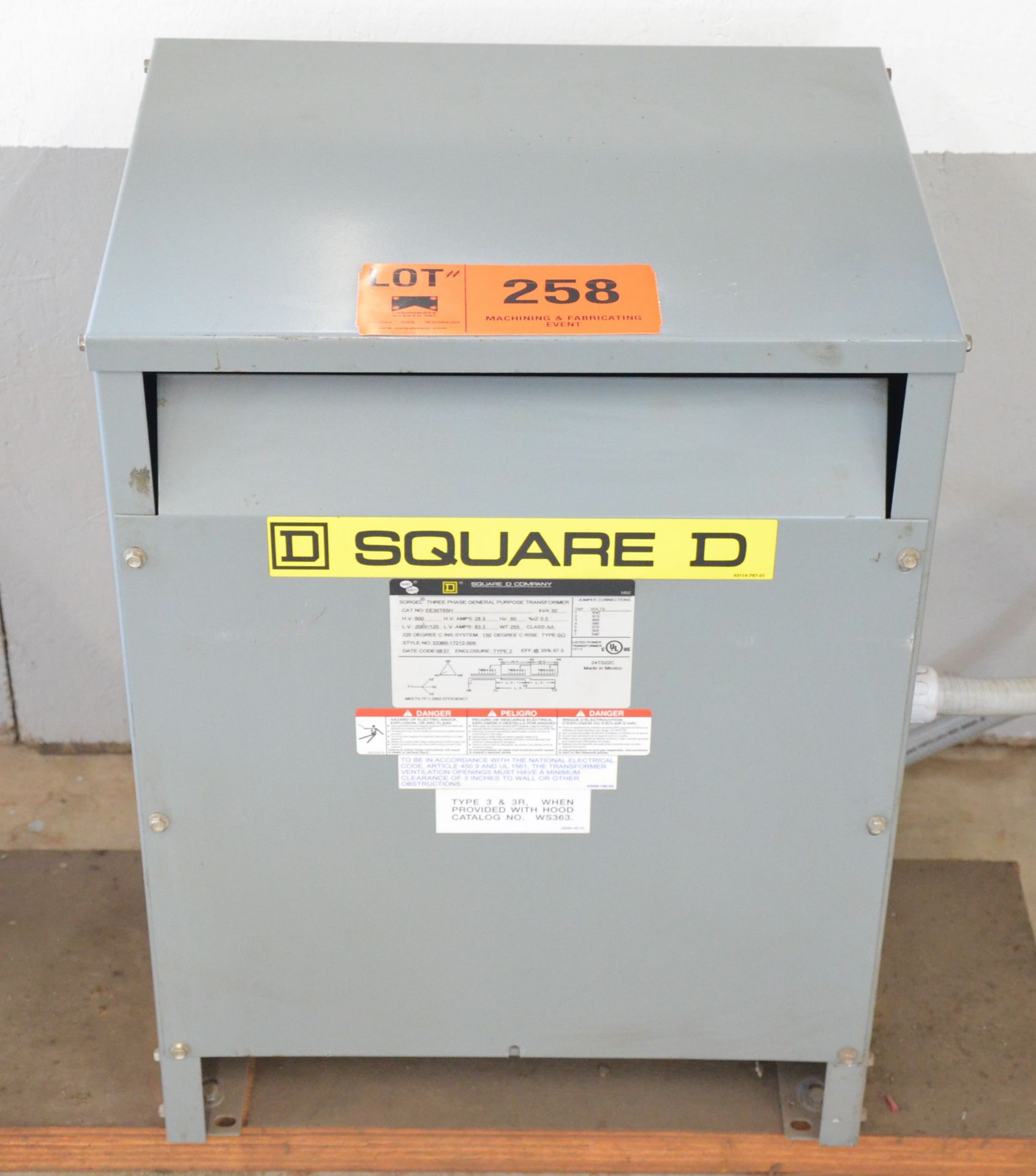 SQUARE D 30 KVA TRANSFORMER, 600-208-120V/3PH/60HZ, S/N N/A (LOCATED IN AYLMER, ON) (CI)