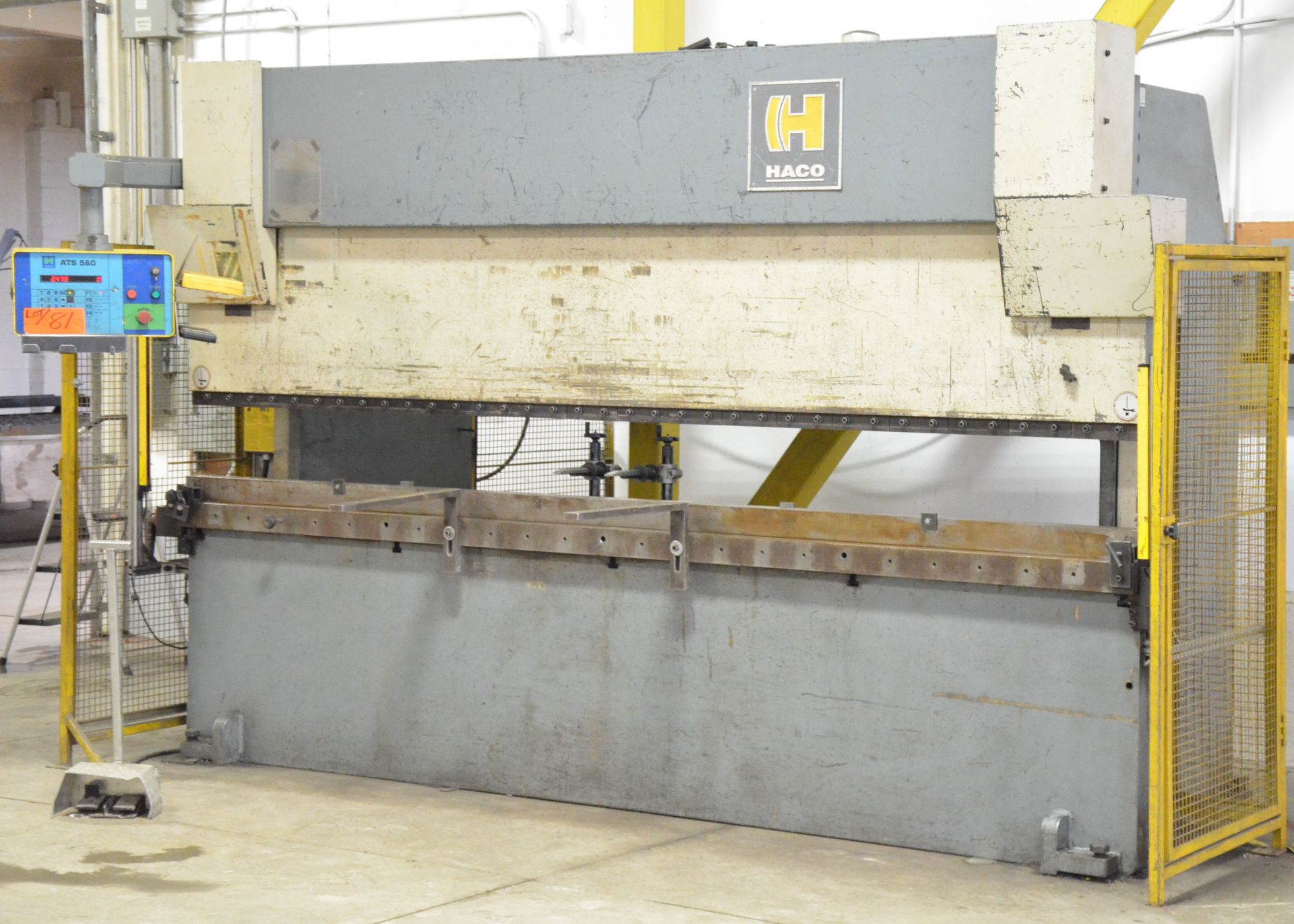 HACO (2005) ERMS 36-150 12' X 150 TON CNC HYDRAULIC BRAKE PRESS WITH HACO ATS 2-AXIS CNC BACK GAUGE, - Image 3 of 10