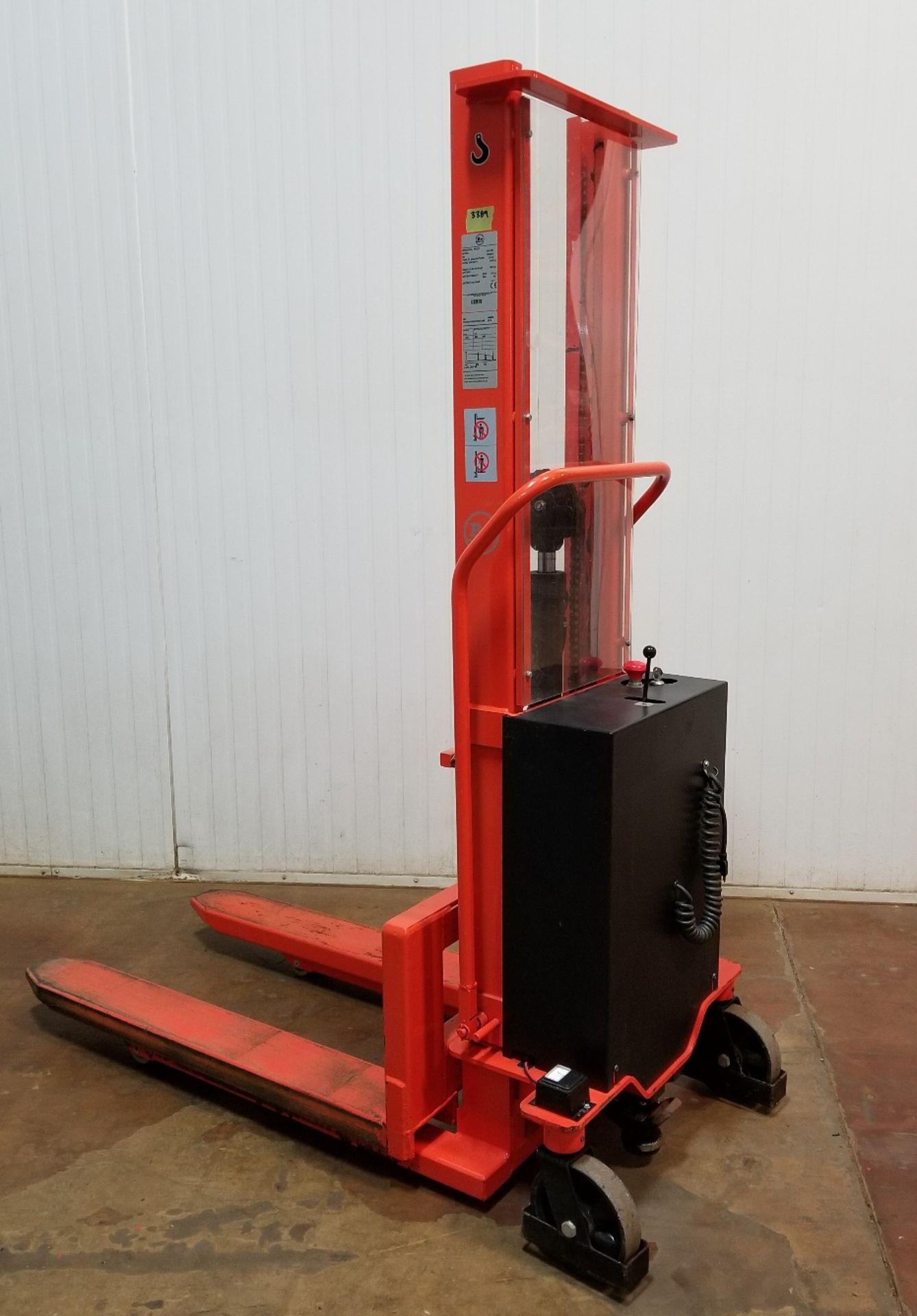 BT (2016) SHL080 1760 LB. CAPACITY 12V WALK-BEHIND ELECTRIC PALLET STACKER WITH 78" MAX. LIFT