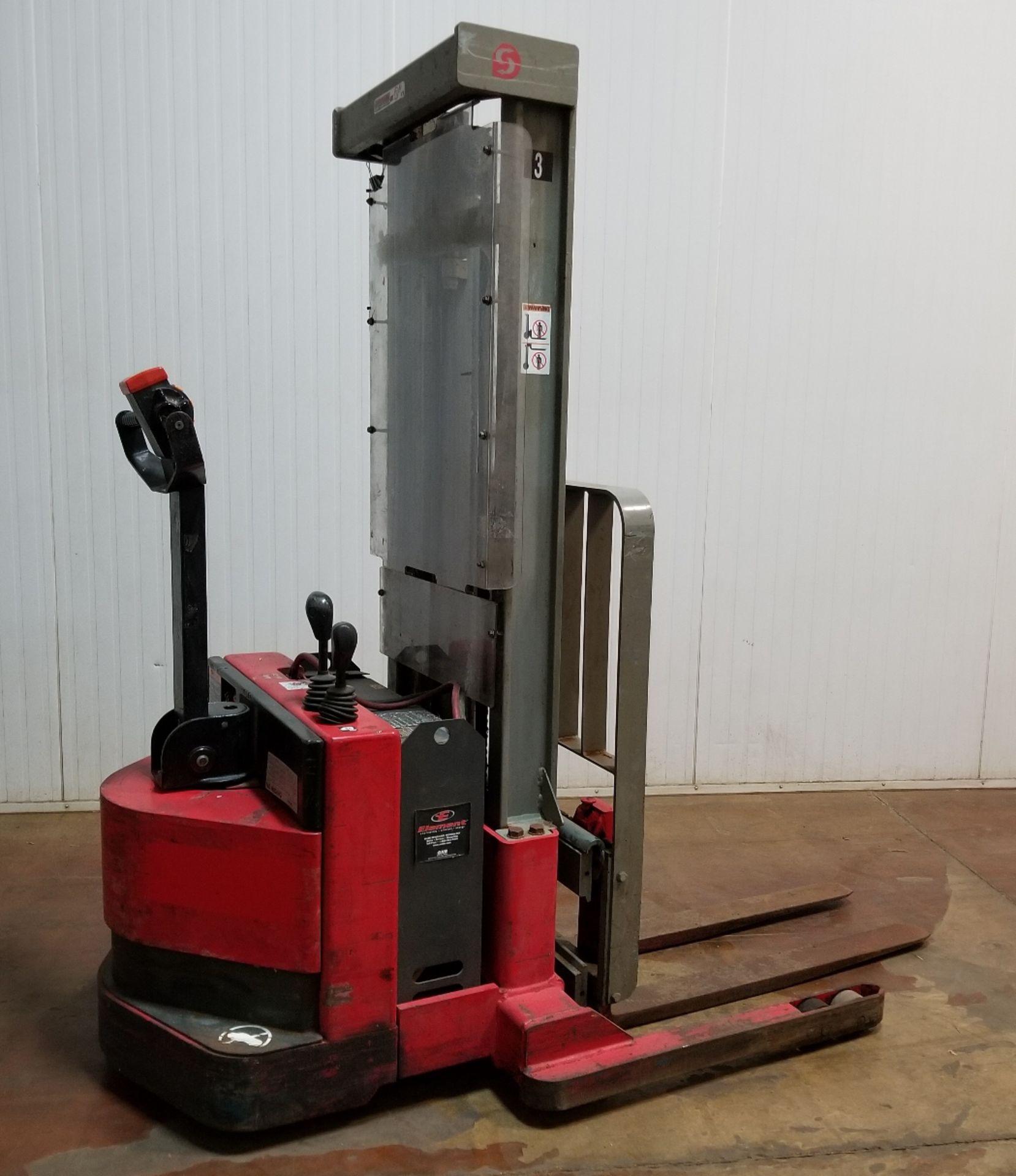 RAYMOND (2000) DSX30 3000 LB. CAPACITY 24V WALK-BEHIND ELECTRIC PALLET STACKER WITH 128" MAX. LIFT