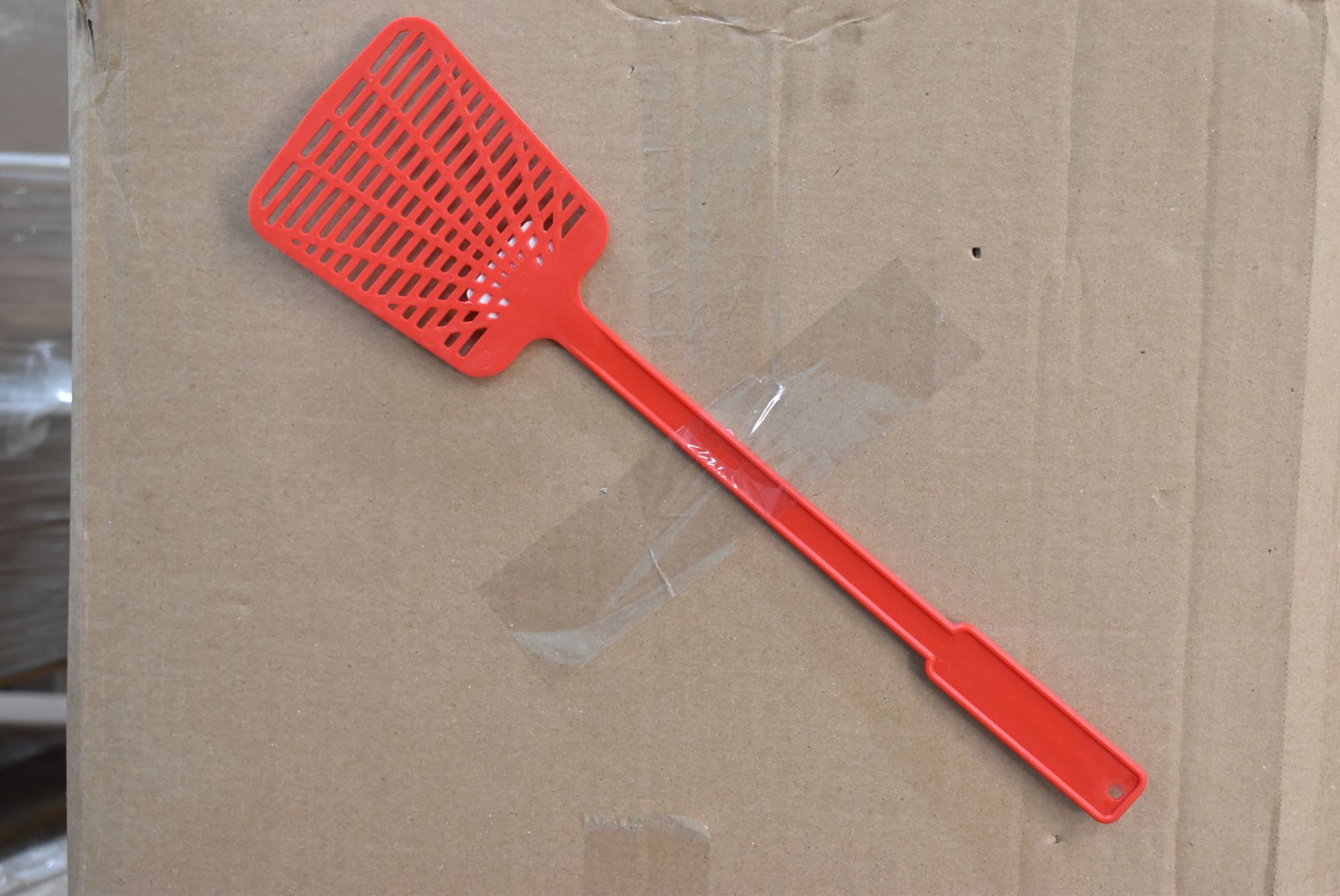 LOT/ SKID OF FINISHED GOODS - FLY SWATTERS (APPROX. 600 PCS) - Image 2 of 2