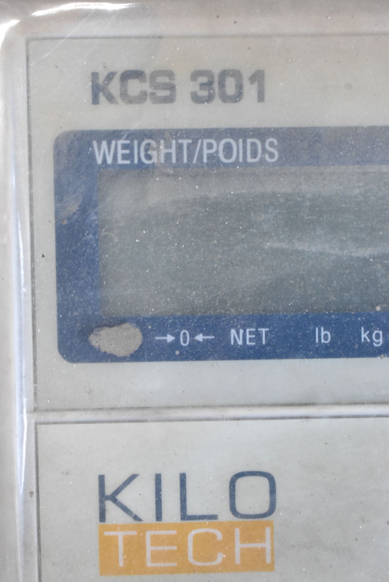 KILO-TECH KCS 301 DIGITAL BENCH-TYPE SCALE WITH 66 LBS. X 0.002 LBS. CAPACITY - Image 3 of 3