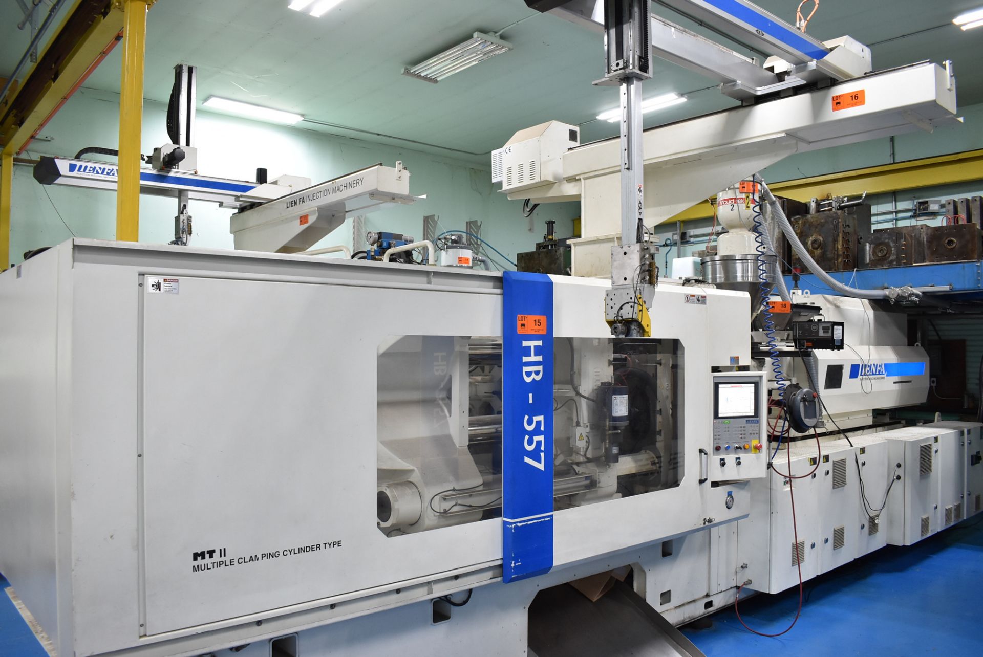 LIEN FA (2015) HB-557 MT-II 500 TON CAPACITY HORIZONTAL HYBRID PLASTIC INJECTION MOLDING MACHINE - Image 2 of 12