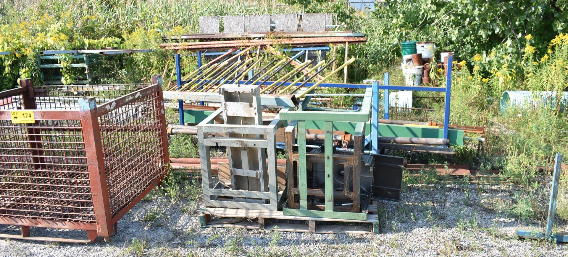 LOT/ SURPLUS MATERIALS IN YARD (LOCATED AT 1636 CHARLES ST, WHITBY, ON L1N 1B9) - Image 2 of 5