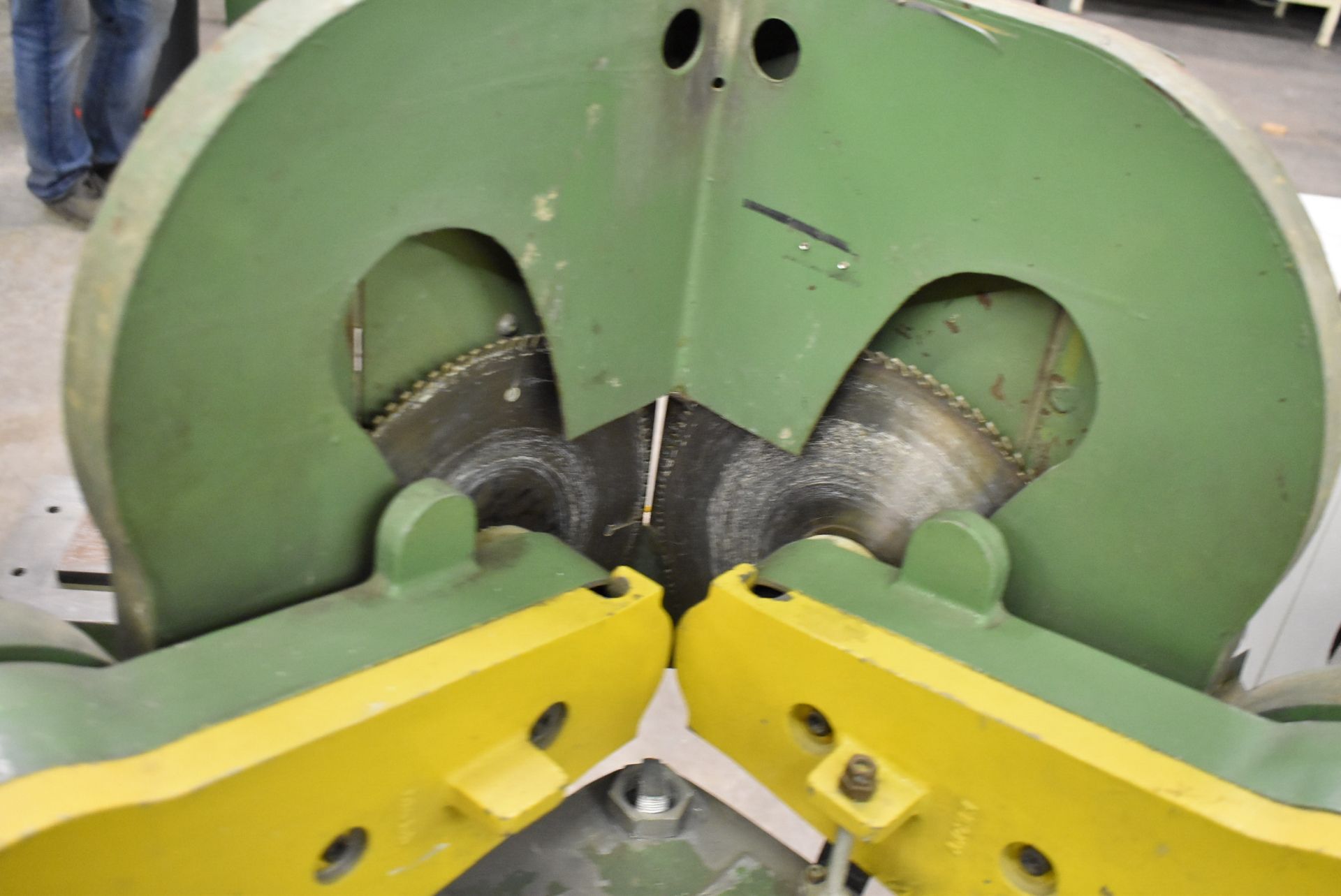 SAMPSON MN-12 VERTICAL V NOTCH SAW, S/N 6367 (LOCATED AT 1636 CHARLES ST, WHITBY, ON L1N 1B9) - Image 3 of 7