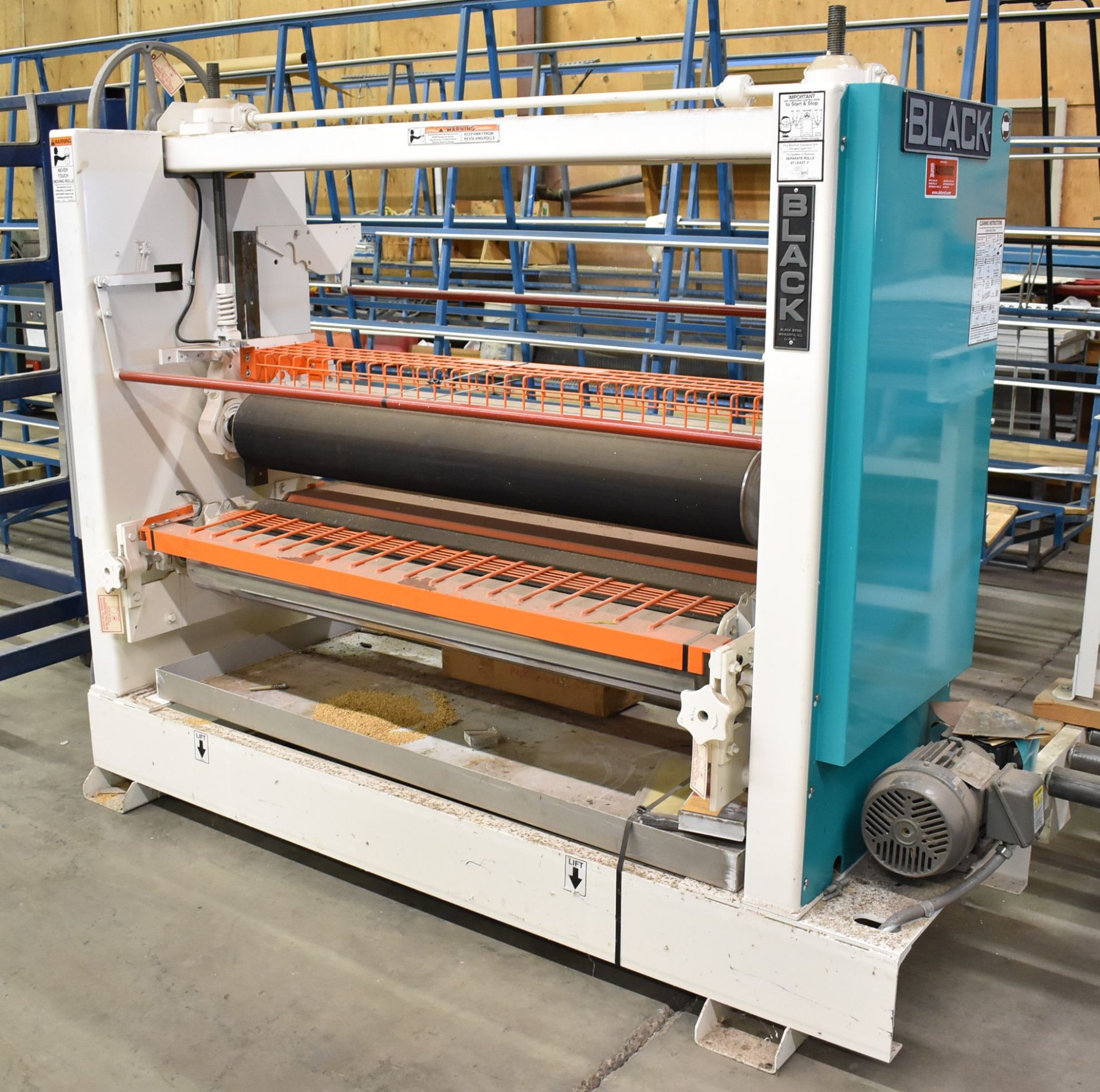 BLACK (2007) 775 SPR PANEL LAMINATOR WITH 56" ROLL SIZE, 3" TO 11" MATERIAL CAPACITY, 575V AC/3PH/ - Image 2 of 6