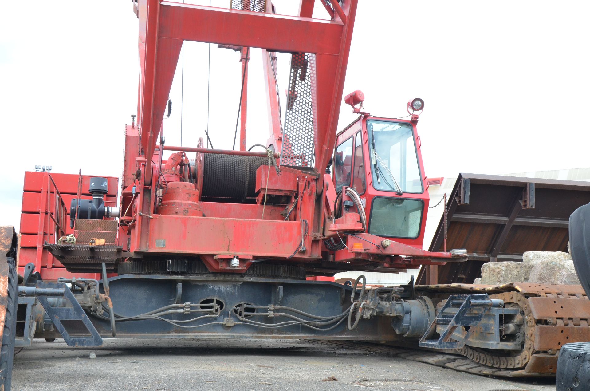 MANITOWOC ENGINEERING M250 EPIC 300 TON LATTICE BOOM CRAWLER CRANE - Image 11 of 58