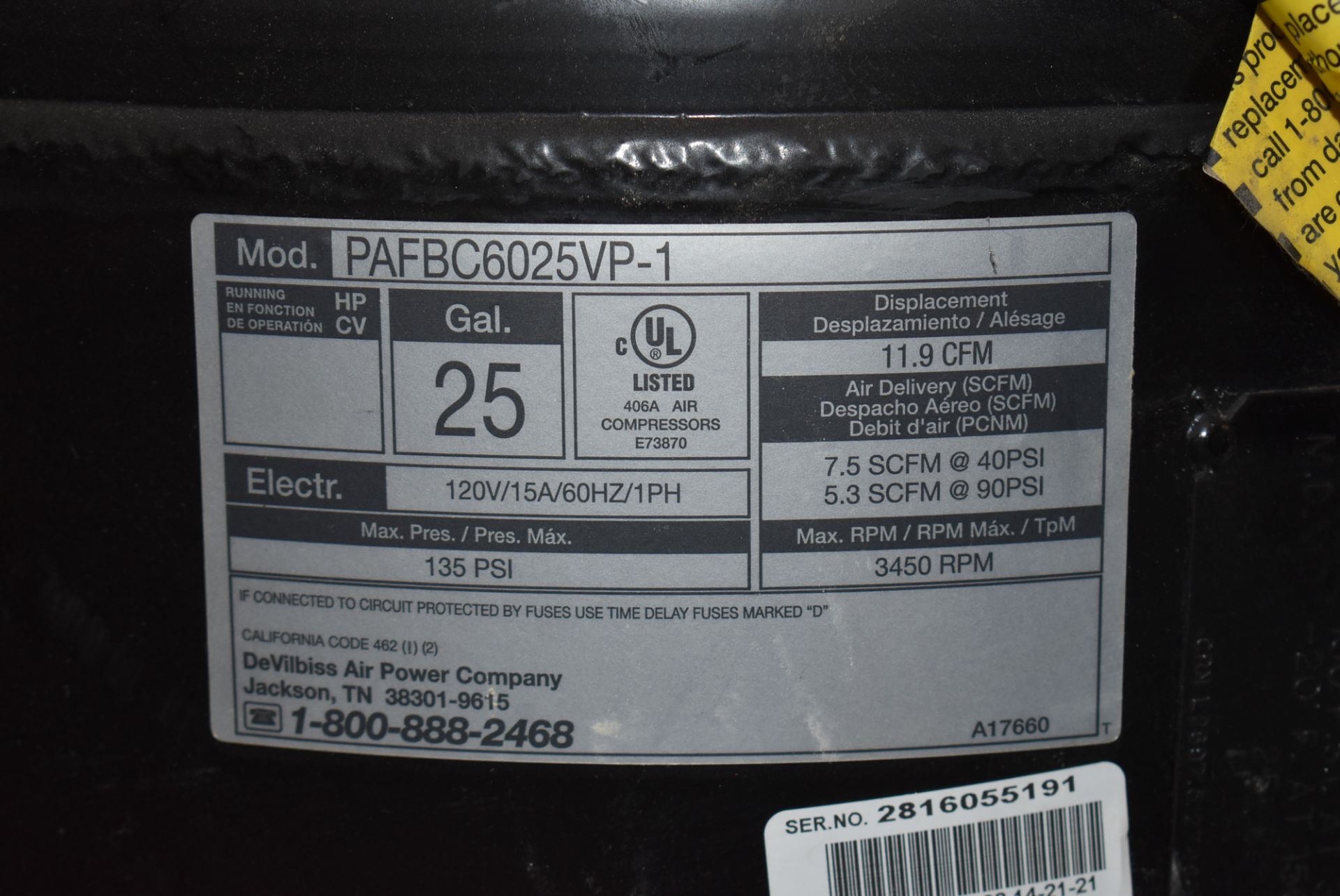 DEVILBISS PAFBC6025VP-1 1.7 HP AIR COMPRESSOR WITH 135 PSI MAX PRESSURE, 25 GALLON TANK CAPACITY, - Image 2 of 3