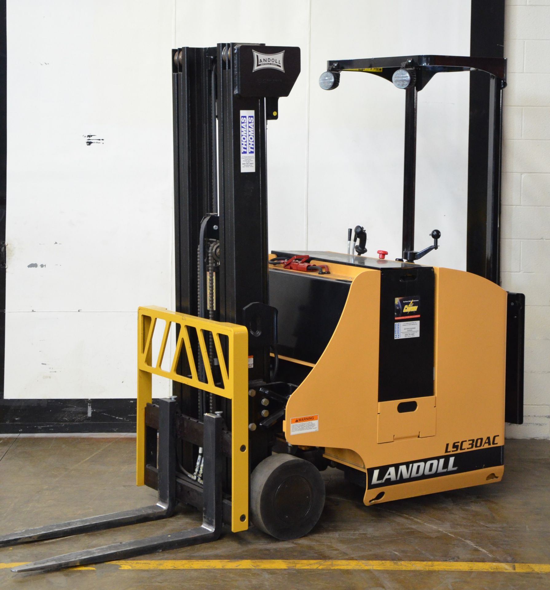 DREXEL LANDOLL (2012) LSC30 24V ELECTRIC STAND-UP COUNTERBALANCE FORKLIFT WITH 3,000 LB CAPACITY,