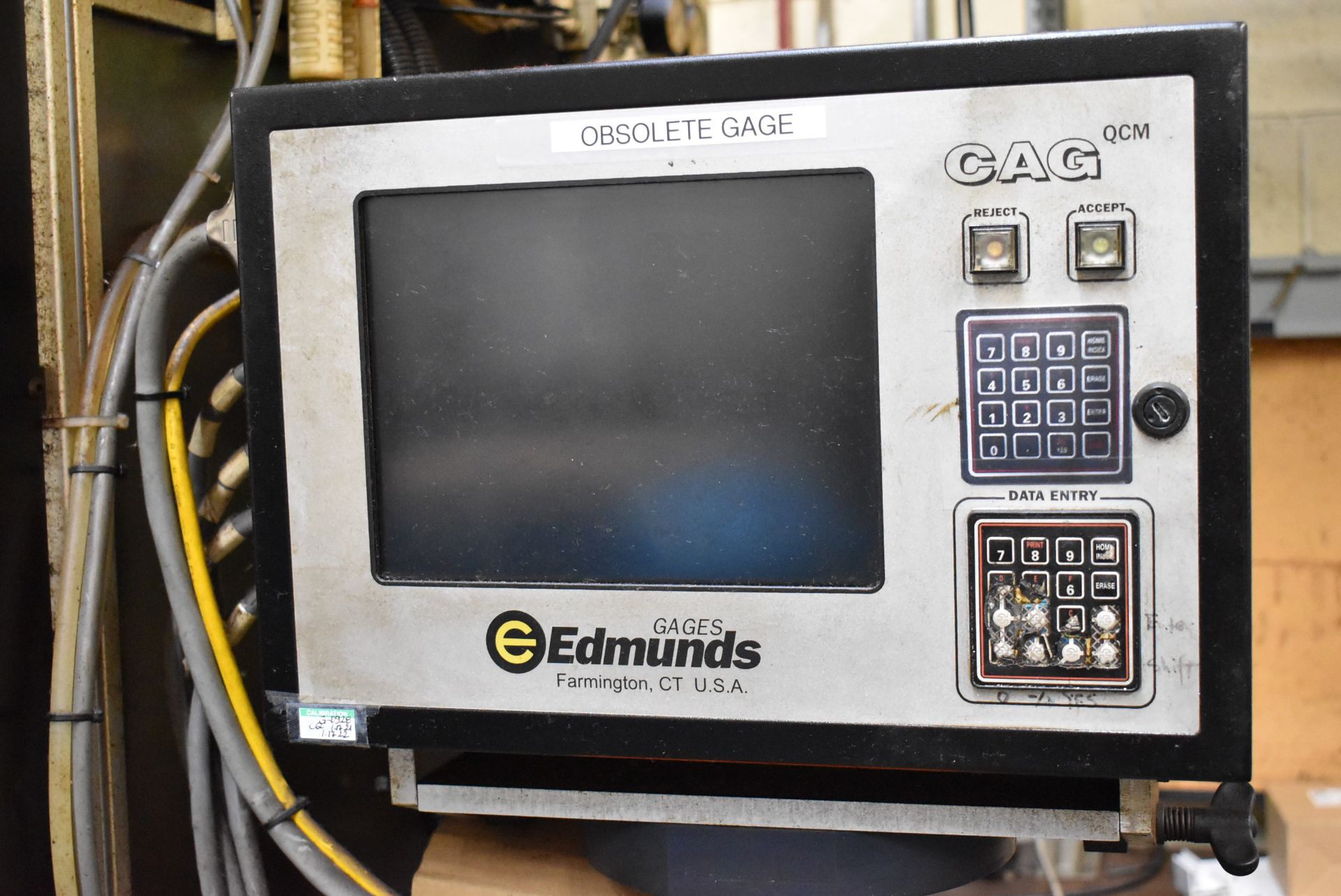 EDMUNDS TEST BENCH WITH ALLEN-BRADLEY PANELVIEW 550 CONTROL, PRECISION GAUGES AND SAFETY LIGHT - Image 3 of 6