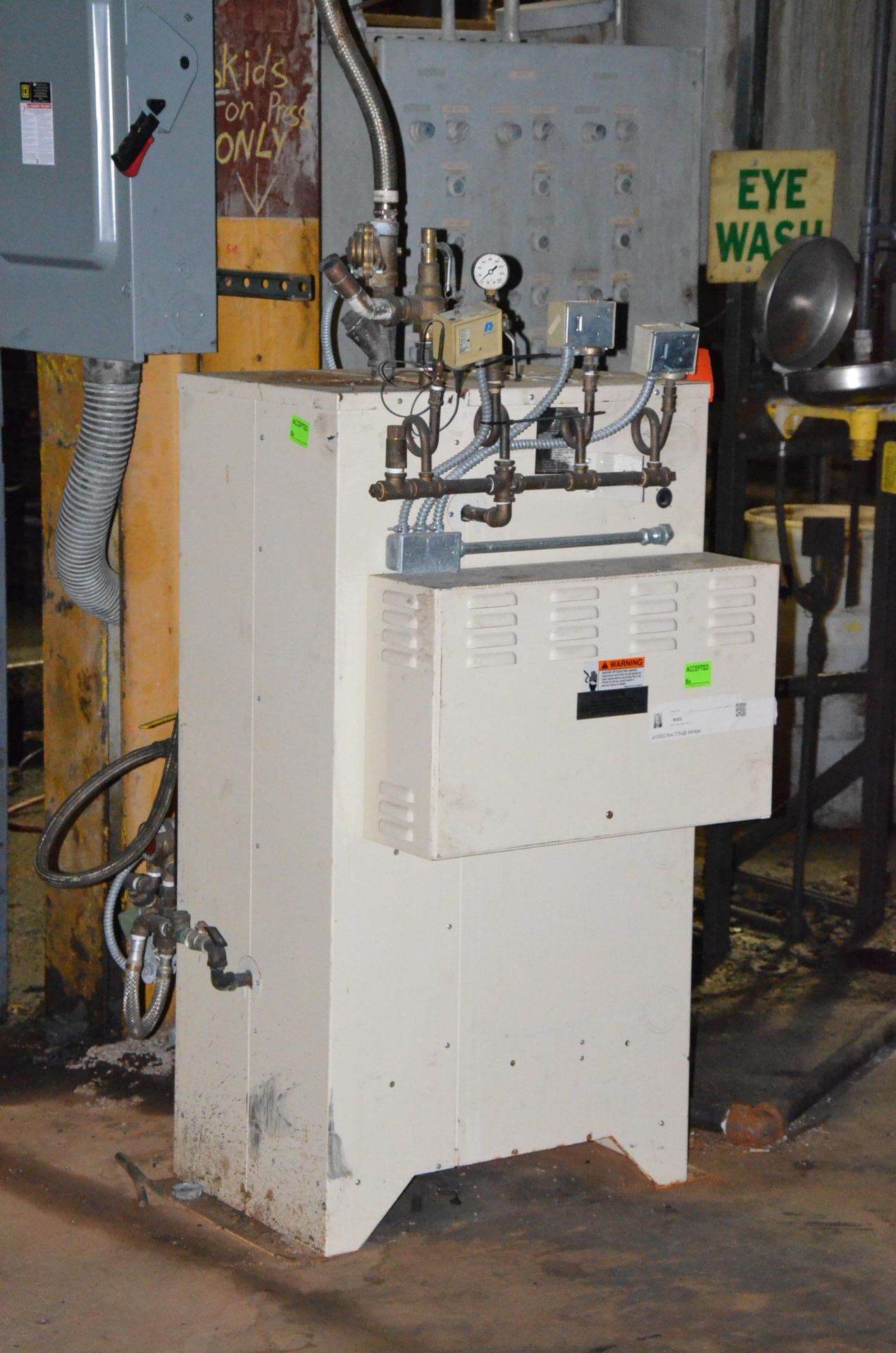 STERIS POWER PACK CH12-861-500 ELECTRIC STEAM BOILER WITH 120 KW HEATING ELEMENT, 420 LBS/HR - Image 3 of 3