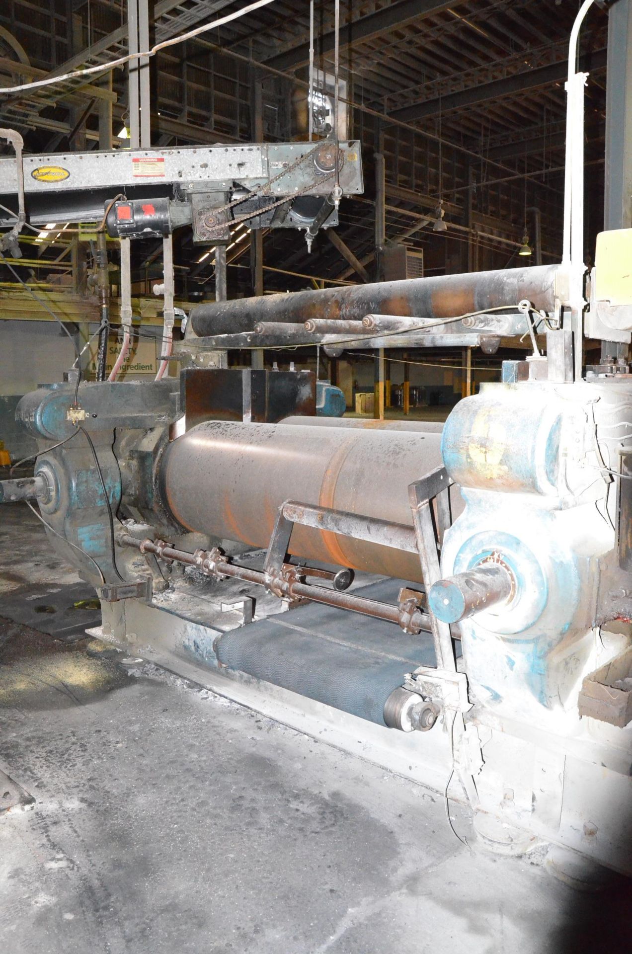 STEWART BOLLING 26" x 26" x 84" TWO ROLL RUBBER MILL WITH 26" DIAMETER CORED SMOOTH ROLLS, 84" - Image 7 of 10