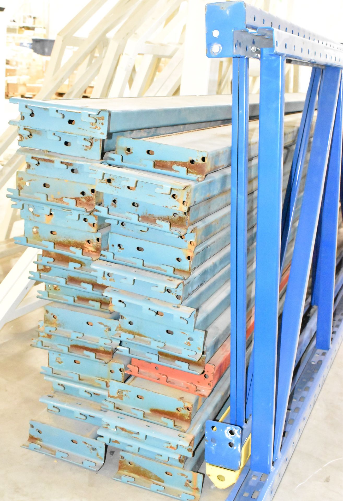 LOT/ MEDIUM DUTY PALLET RACKING (NO CONTENTS) - Image 4 of 4