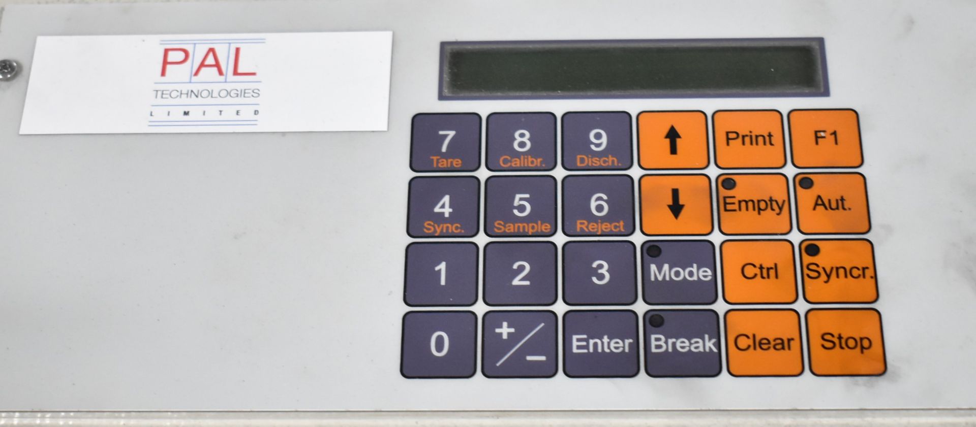 IMANPACK (2013) CMF 5 ZERO-DEFECT AUTOMATIC COUNTING & FILLING STATION WITH TOUCHSCREEN DISPLAY, S/N - Image 6 of 8