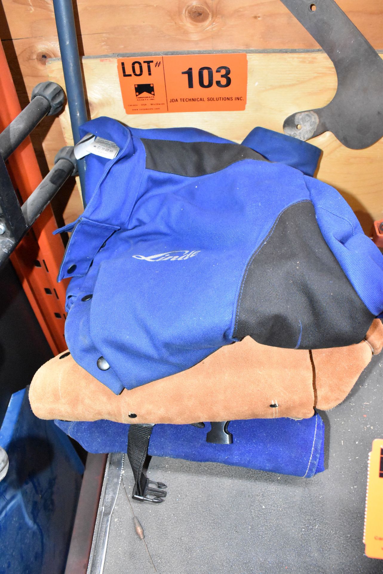 LOT/ WELDING JACKETS