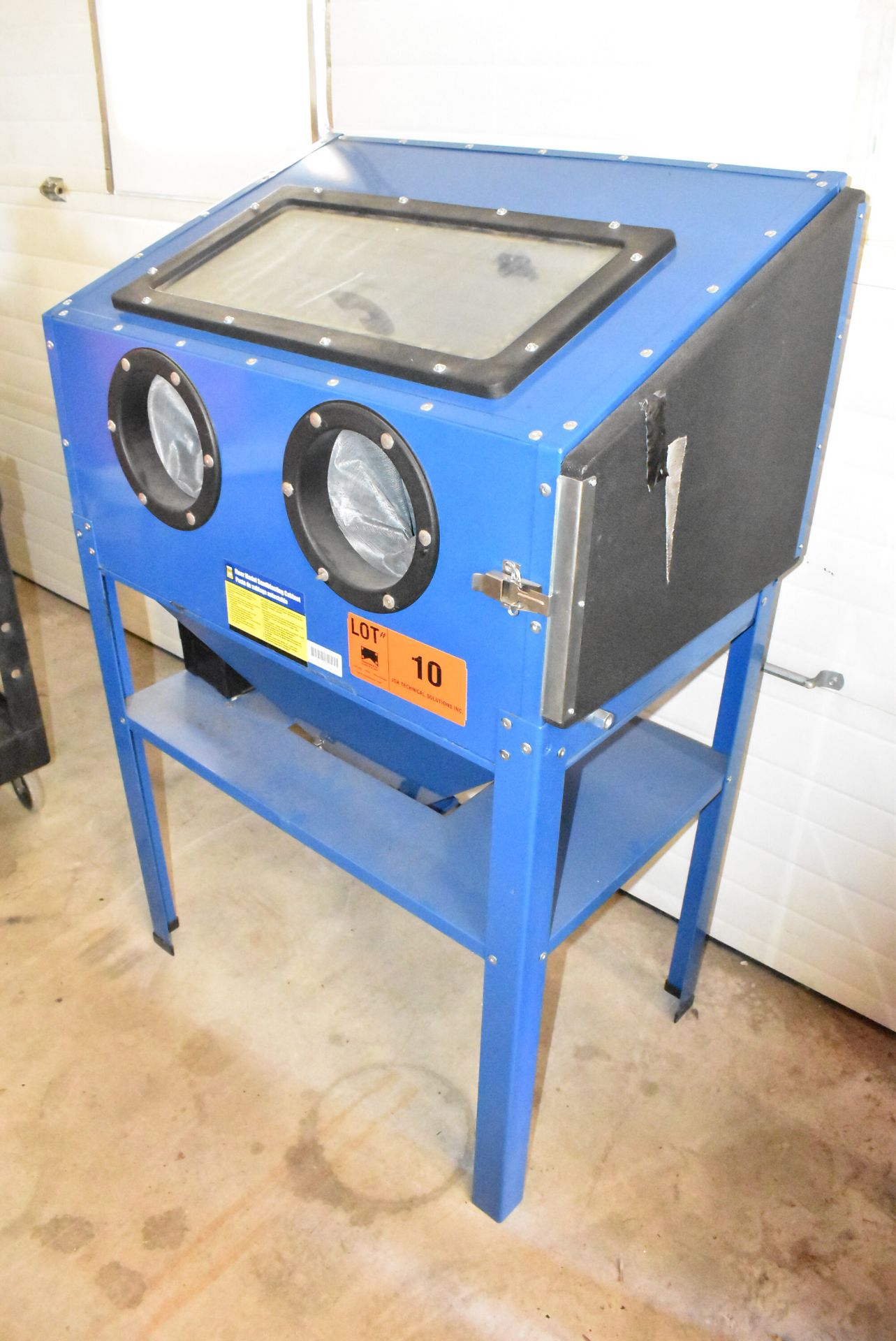 POWERFIST FLOOR MODEL SANDBLASTING CABINET WITH 80 TO 120 PSI OPERATING PRESSURE, S/N N/A - Image 2 of 3