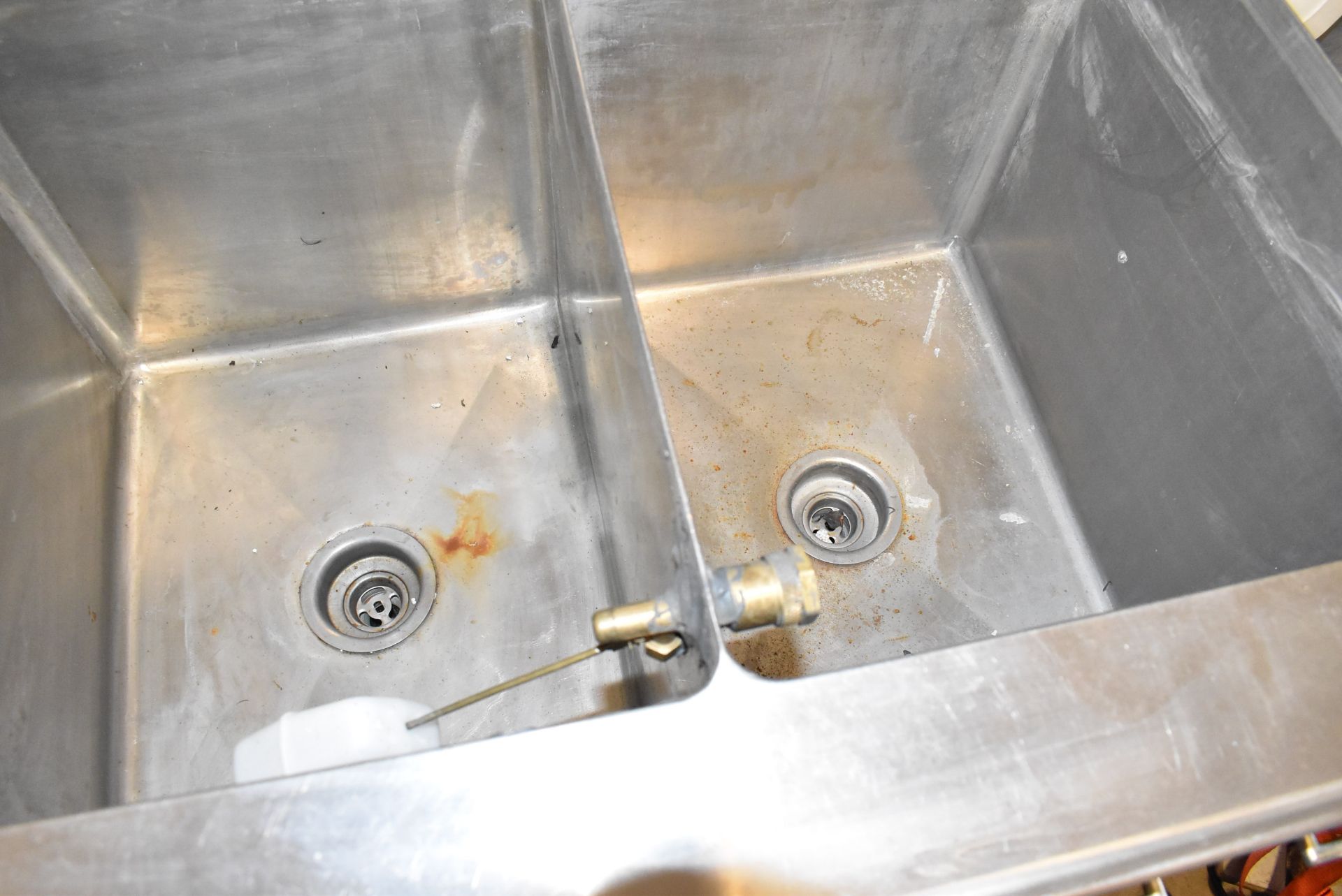 3-WELL STAINLESS STEEL INDUSTRIAL SINK, S/N N/A - Image 4 of 4