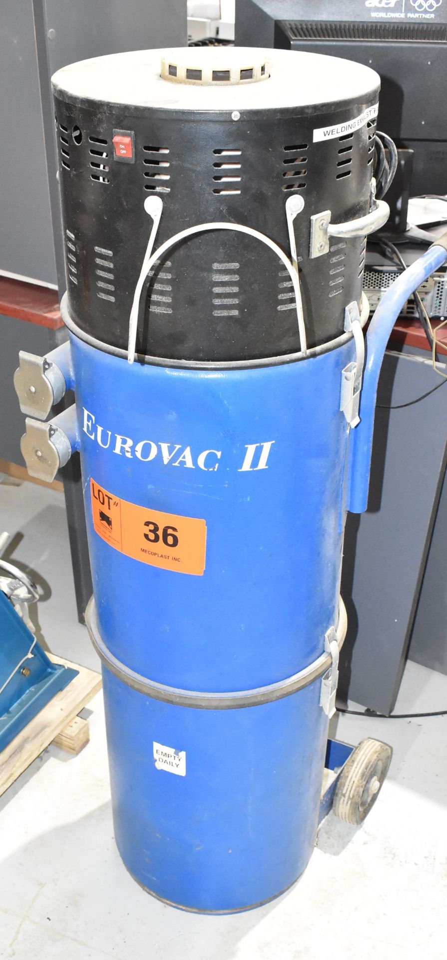 EUROVAC II SYS-050-18500200 PORTABLE FUME EXTRACTOR, S/N 22608