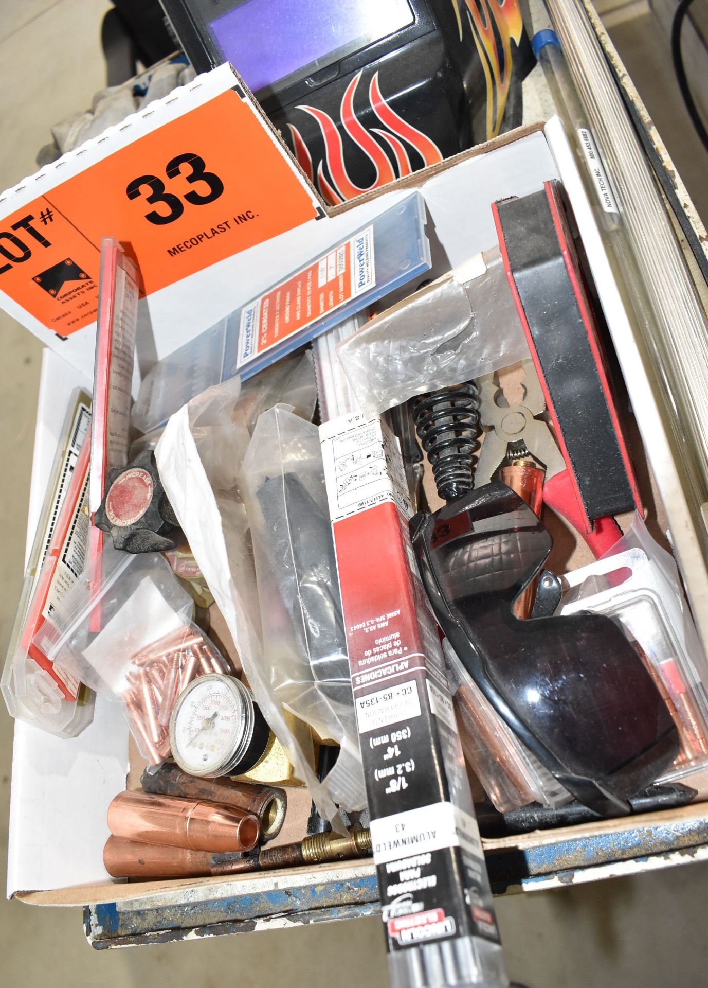LOT/ WELDING CONSUMABLES AND FACE SHIELD - Image 4 of 5