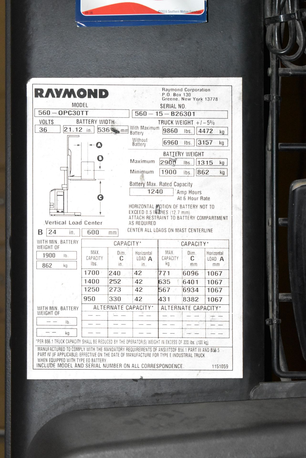 RAYMOND (2015) 560-OPC30TT 1,700 LB. CAPACITY 36V ELECTRIC ORDER PICKER WITH 330" MAX. LIFT - Image 8 of 9