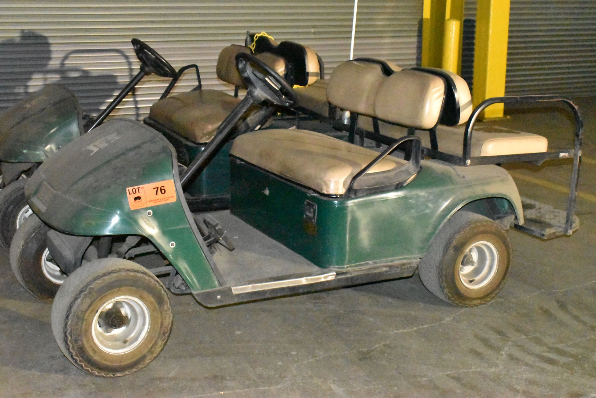 EZ-GO H202 ELECTRIC GOLF CART WITH REAR-FACING BENCH, S/N: N/A [RIGGING FEE FOR LOT #76 - $50 USD