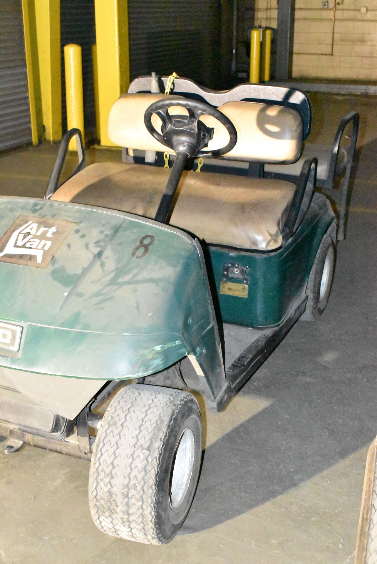 EZ-GO H202 ELECTRIC GOLF CART WITH REAR-FACING BENCH, S/N: N/A [RIGGING FEE FOR LOT #77 - $50 USD - Image 4 of 4