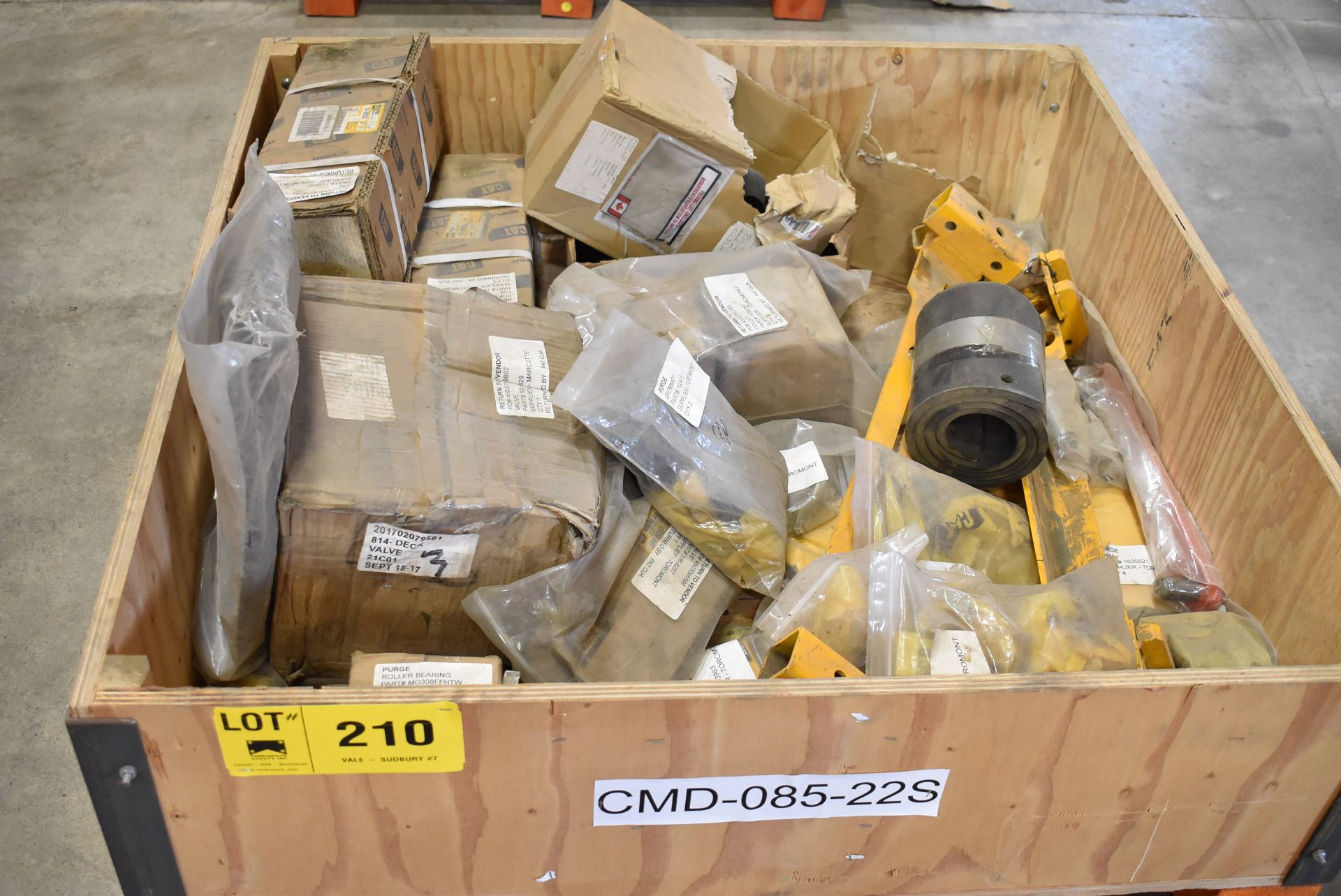 LOT/ SKID WITH CATERPILLAR PARTS - INCLUDING CLAMPS, COLLETS, SHIMS, GROMMETS, VALVES, BRACKETS,