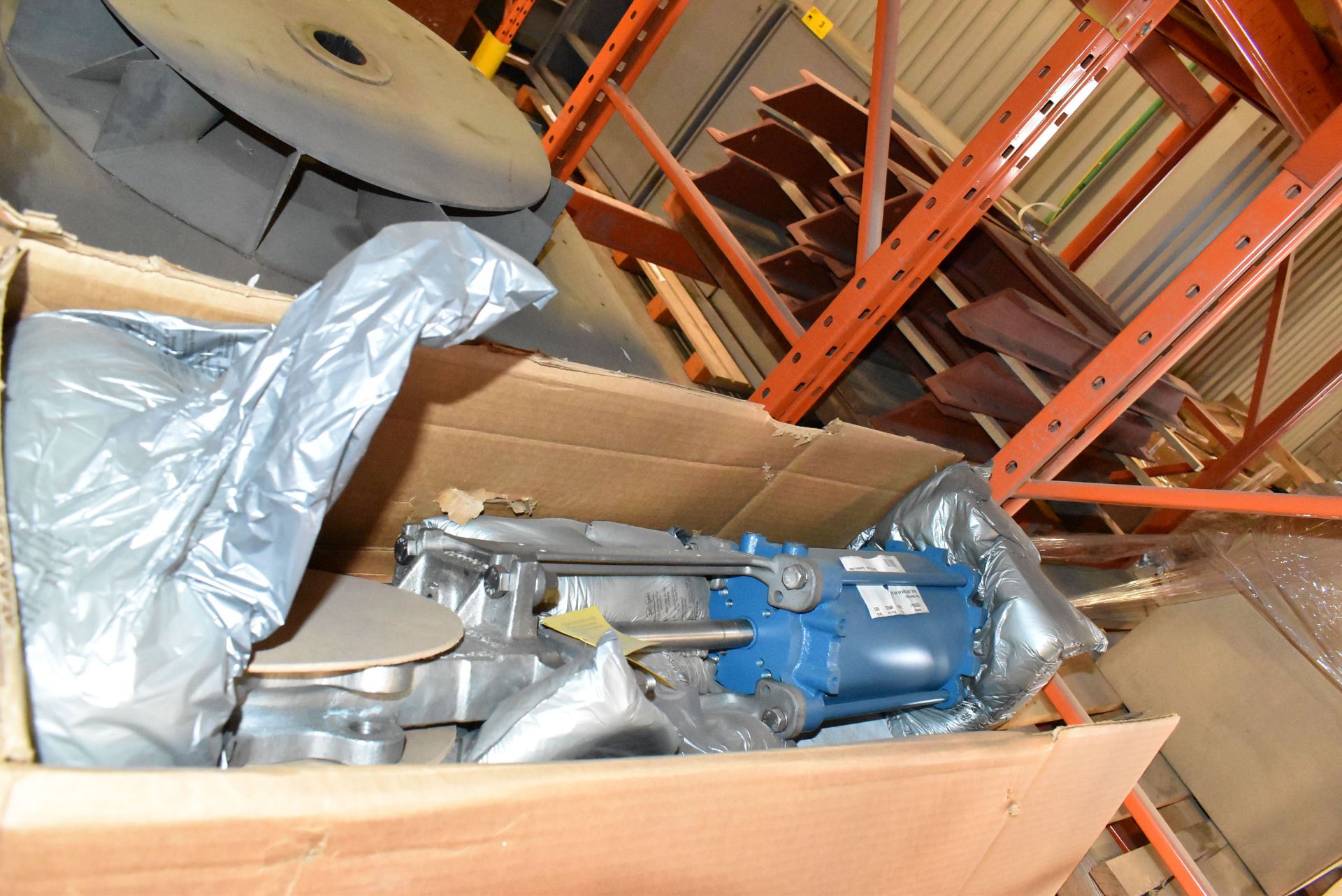 LOT/ 6" STAINLESS STEEL GATE VALVE, MTI 316 BRAKE CYLINDER (CMD WAREHOUSE) [CMD-116-22S] - Image 3 of 5