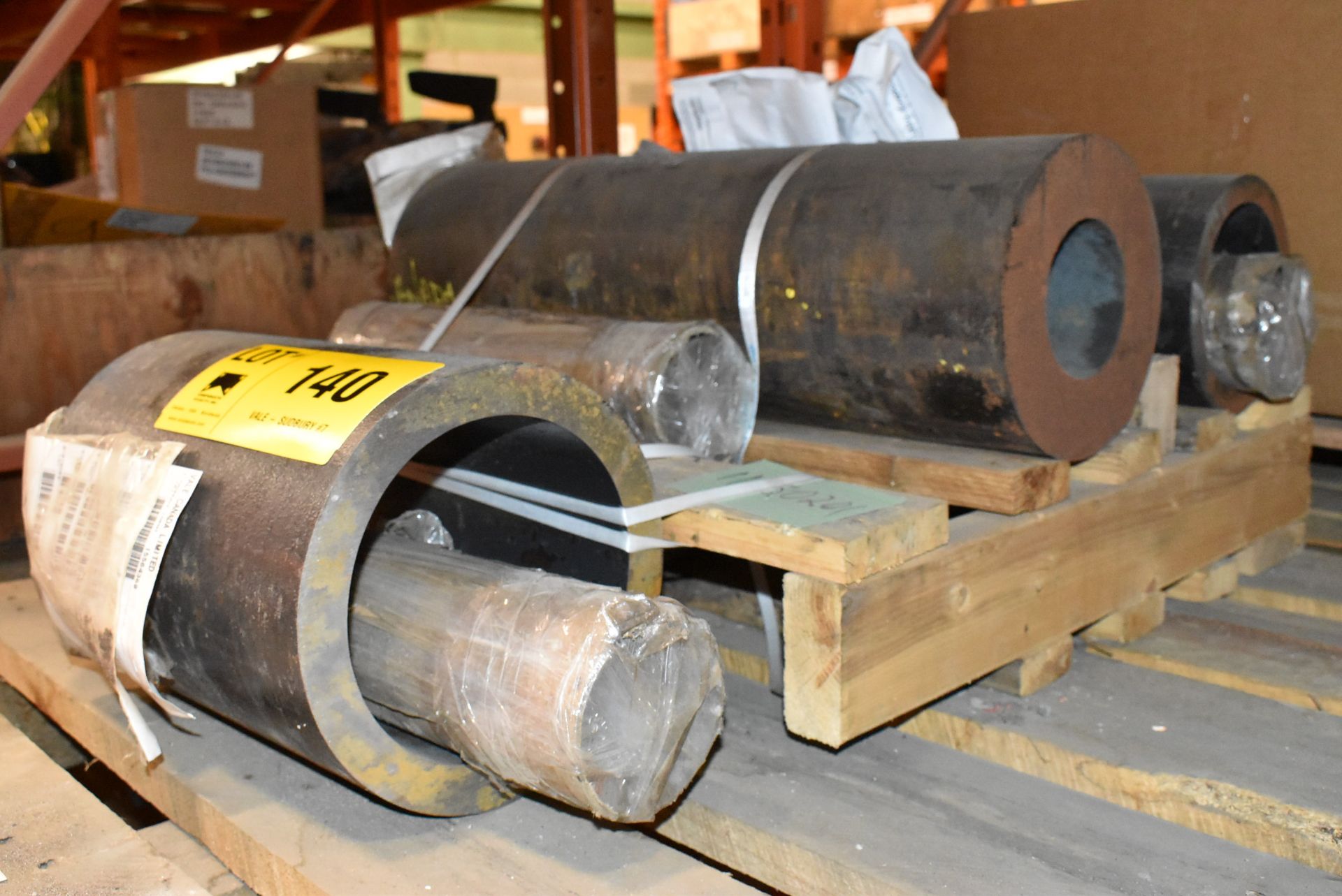 LOT/ SURPLUS ROUND PIPE CUT OFFS (CMD WAREHOUSE) [CMD-113-22S] - Image 2 of 3